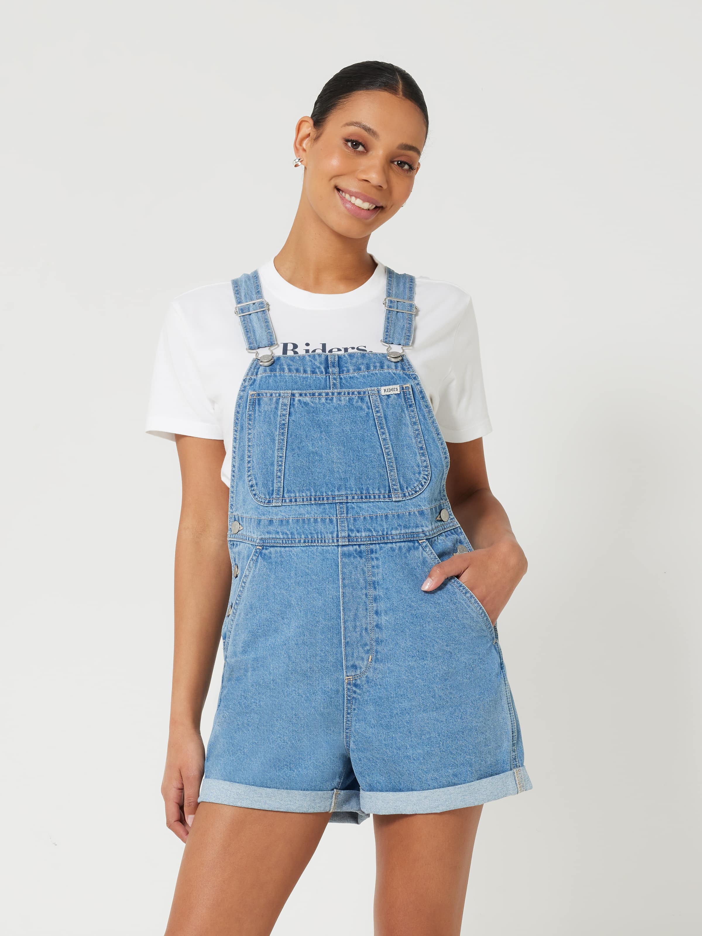 Denim Overall Shorts | Overall shorts, Womens denim overall shorts, Denim  dungaree shorts