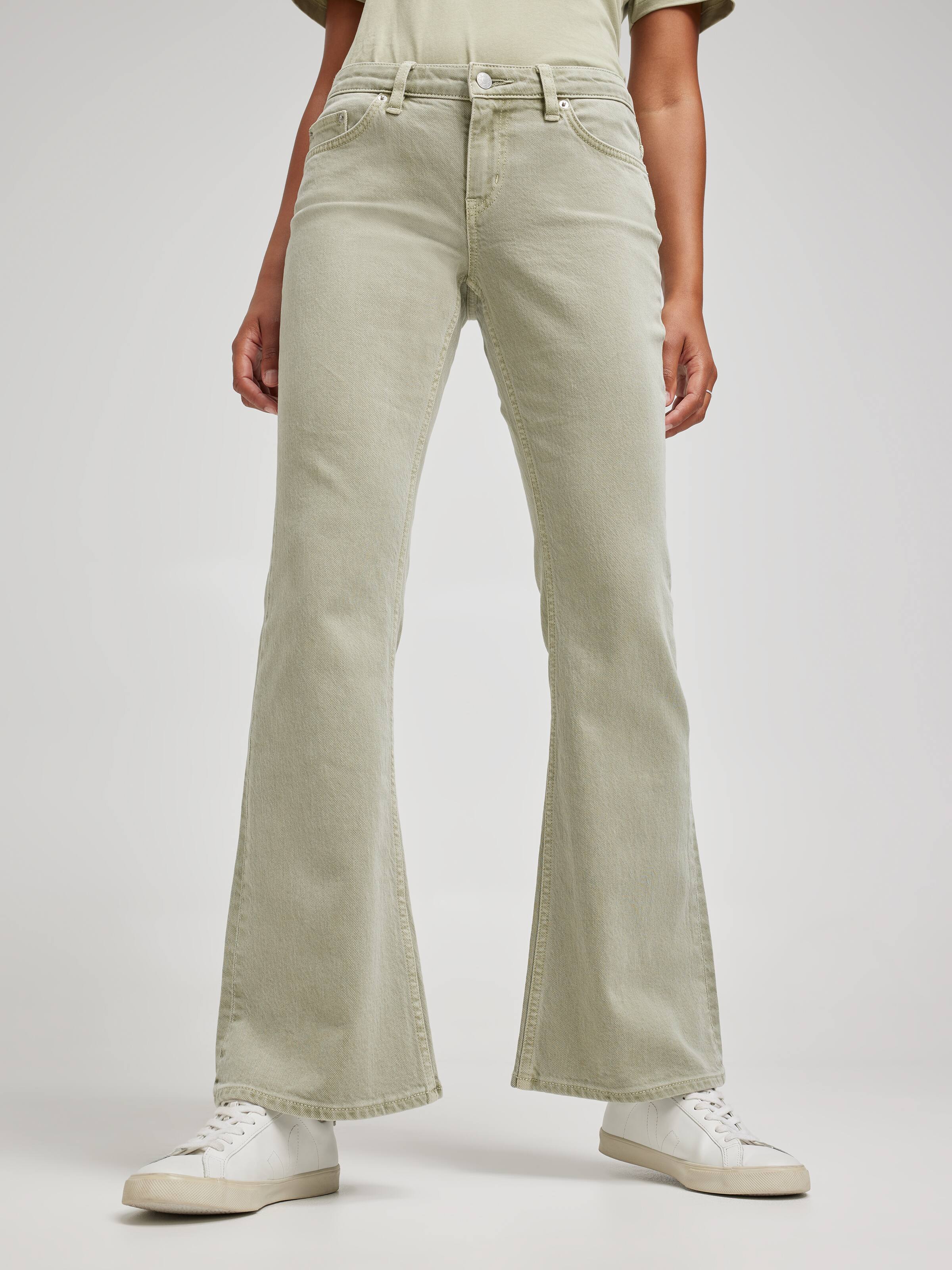 Low Vintage Flare Jean In Faded Thyme - Just Jeans Online