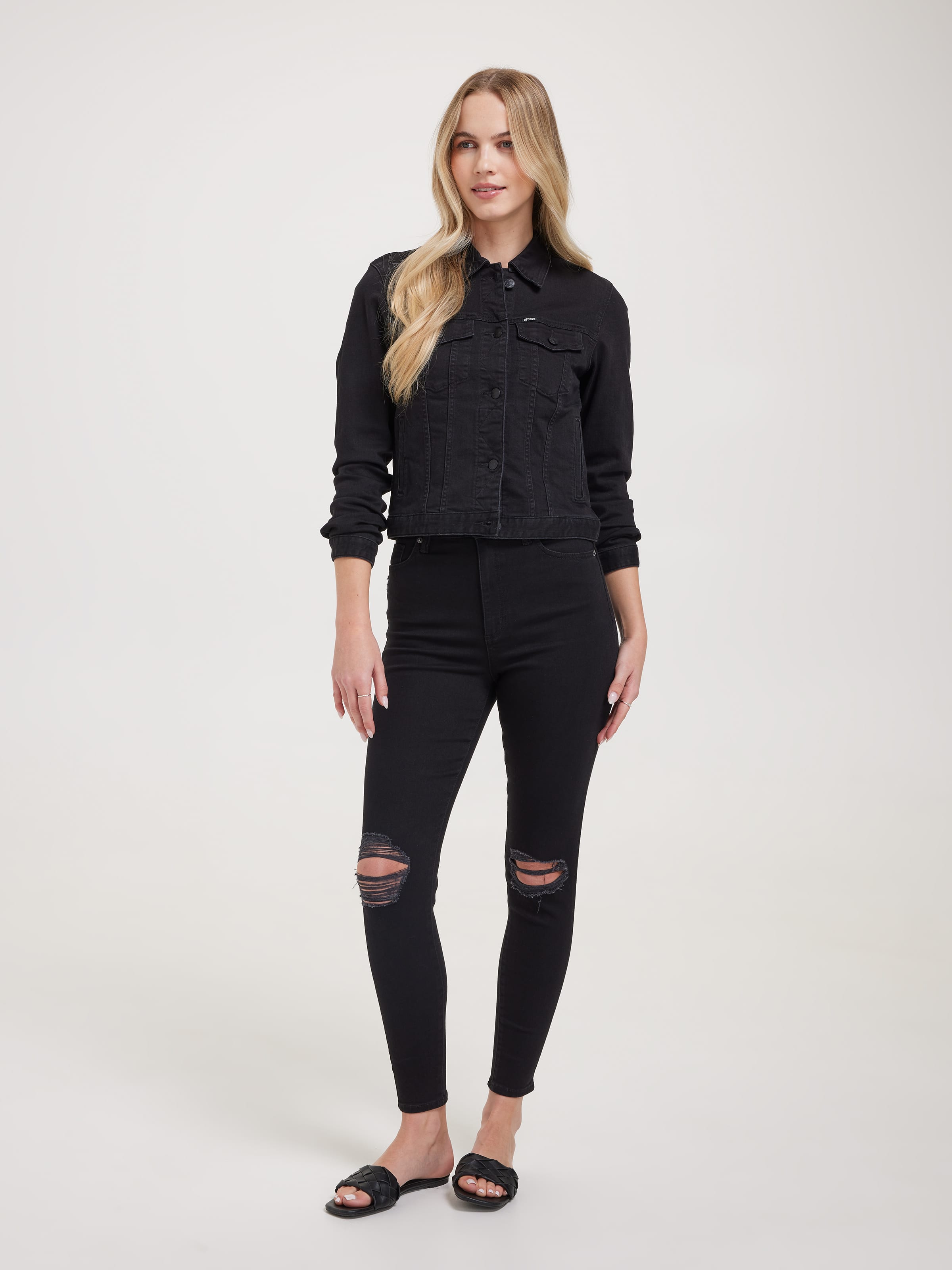 Essential Denim Jacket In Bruno Black