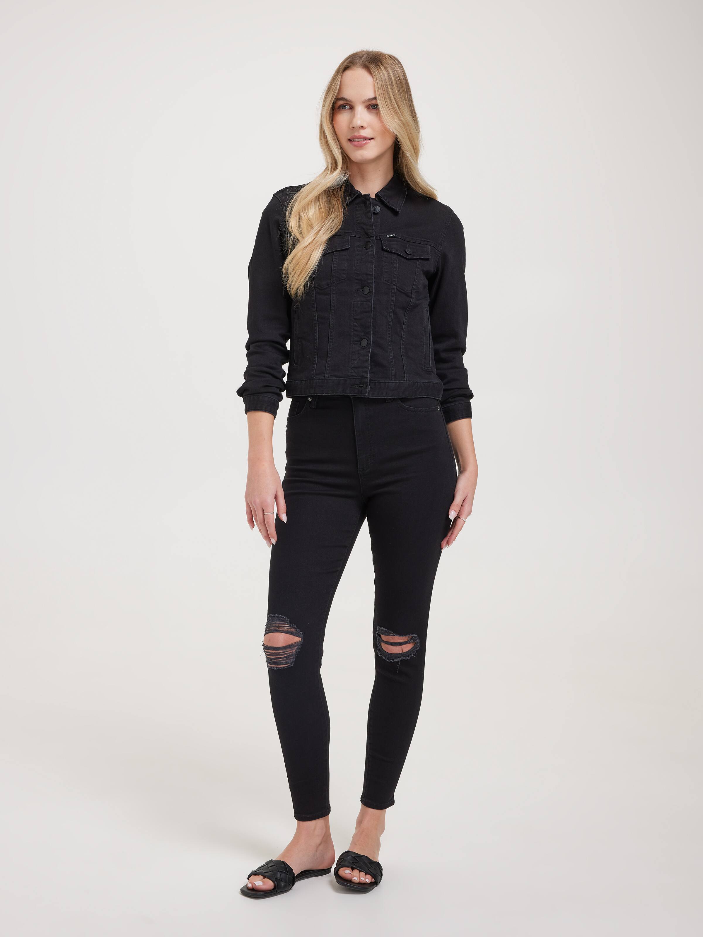Essential Denim Jacket In Bruno Black