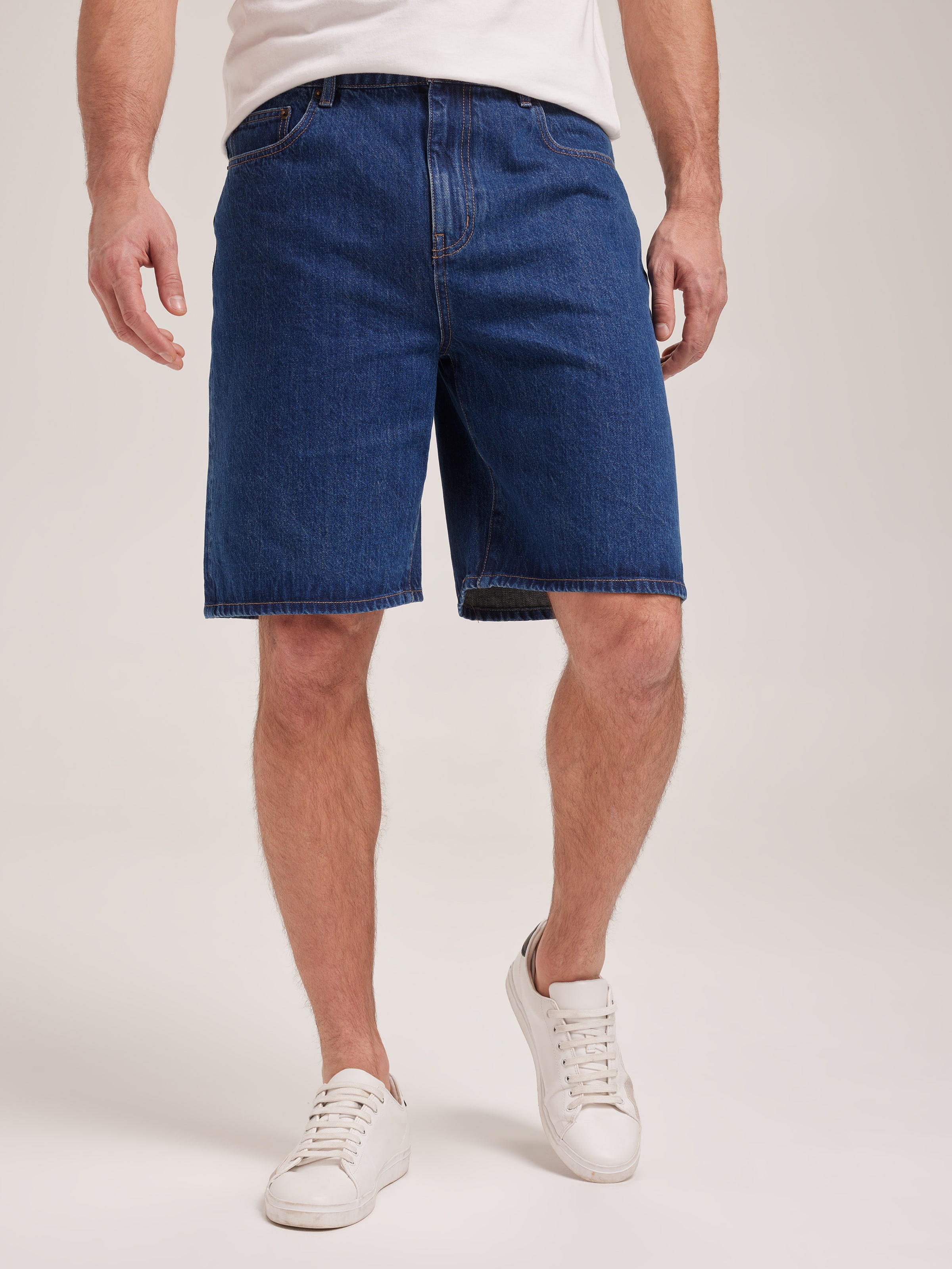 R5 Baggy Short In Worked Indigo