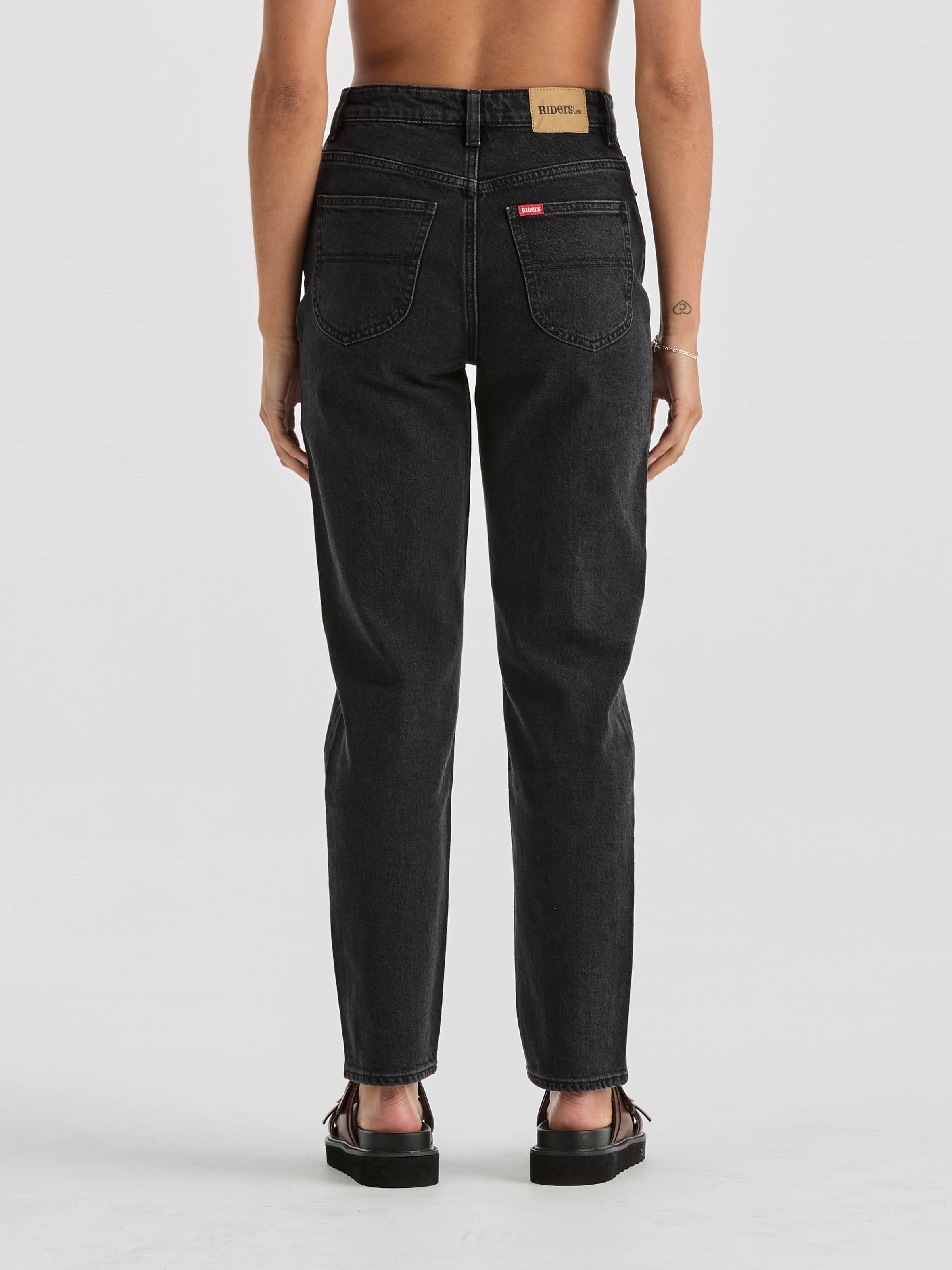 Hi Mom In Black Nuance