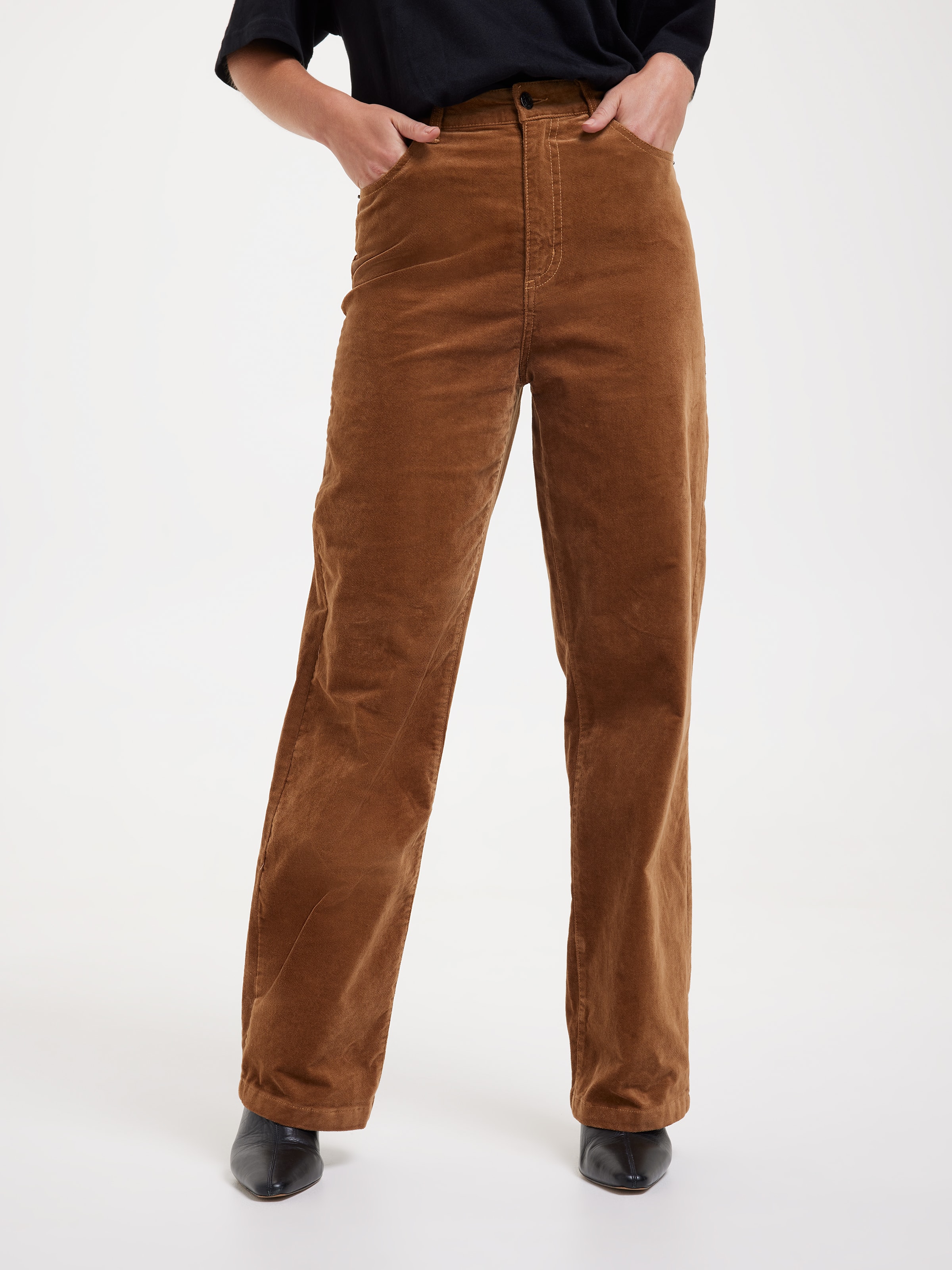 Hi Wide In Tan Cord