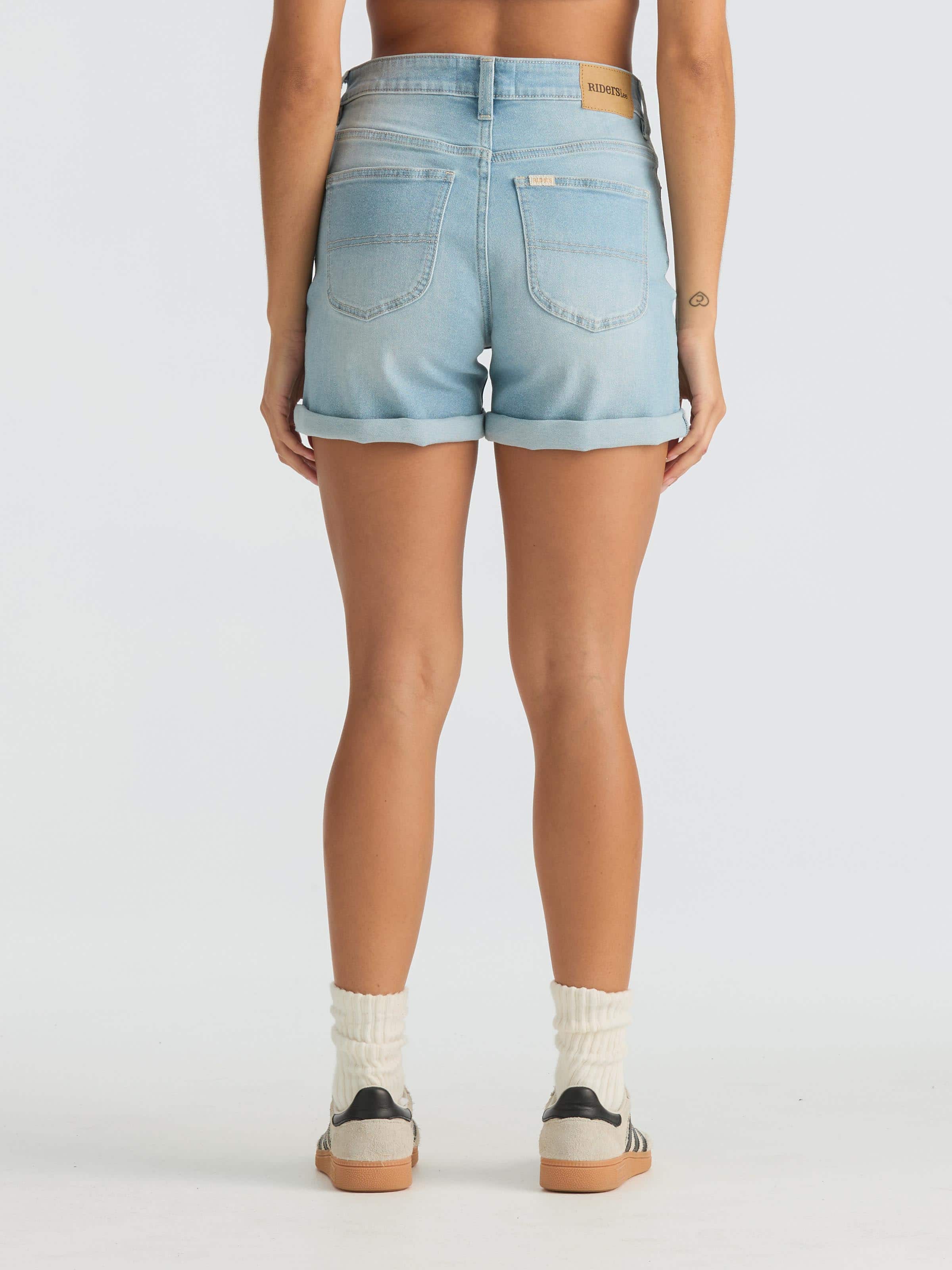 Mid Thigh Short In California Sky