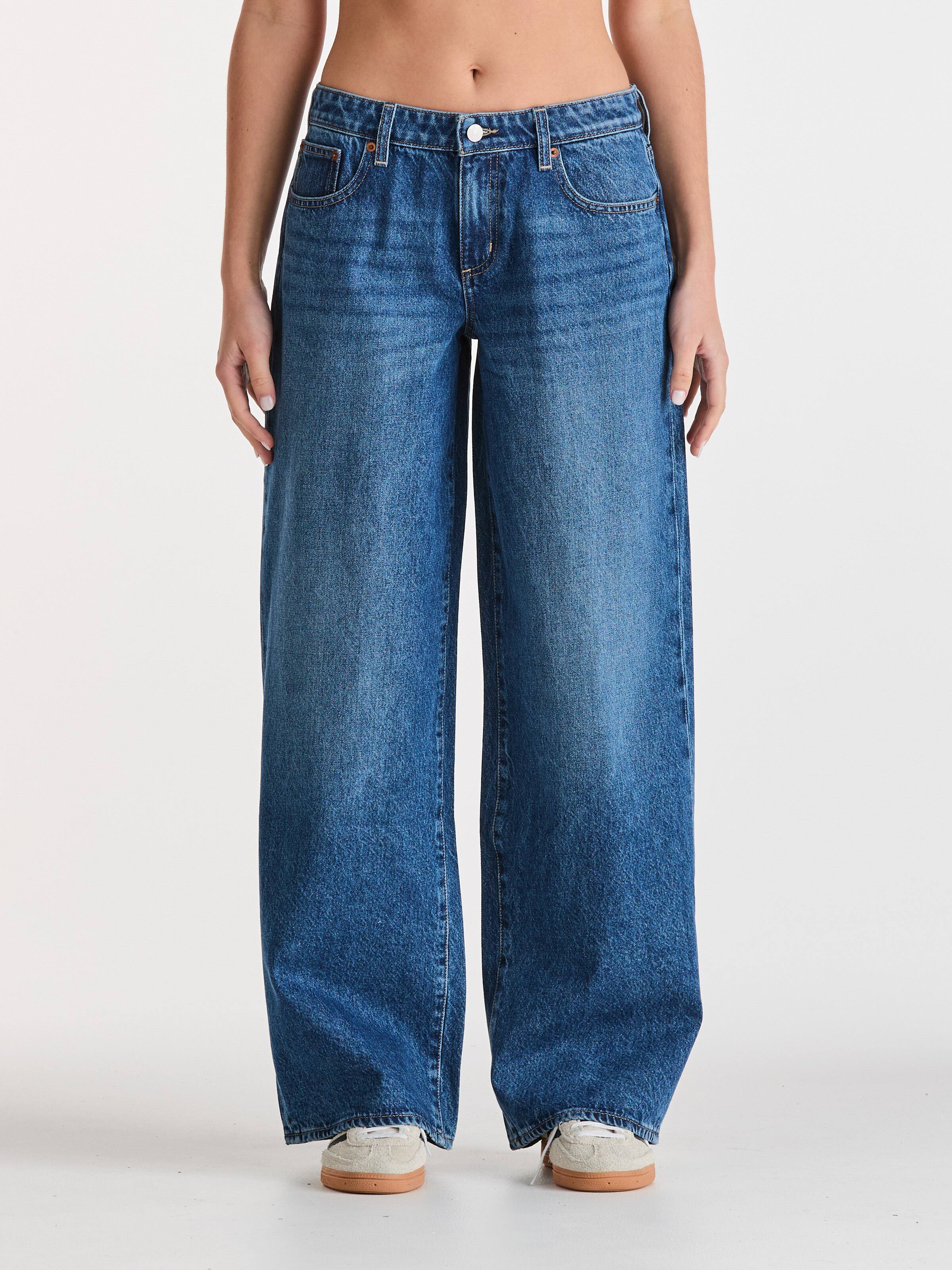 Low Slouch In Blue Rain