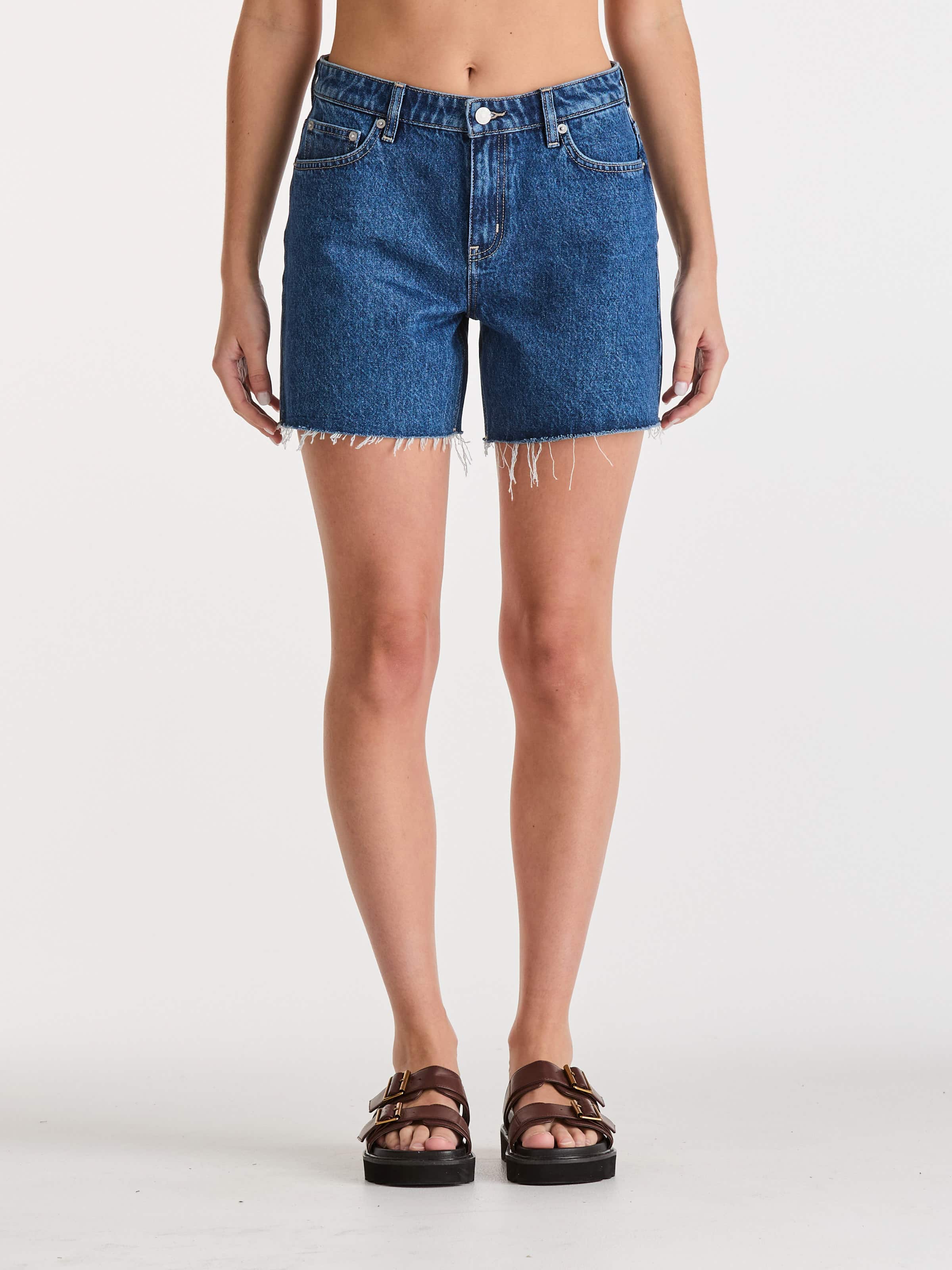 Mid Straight Short In Somedays Blue