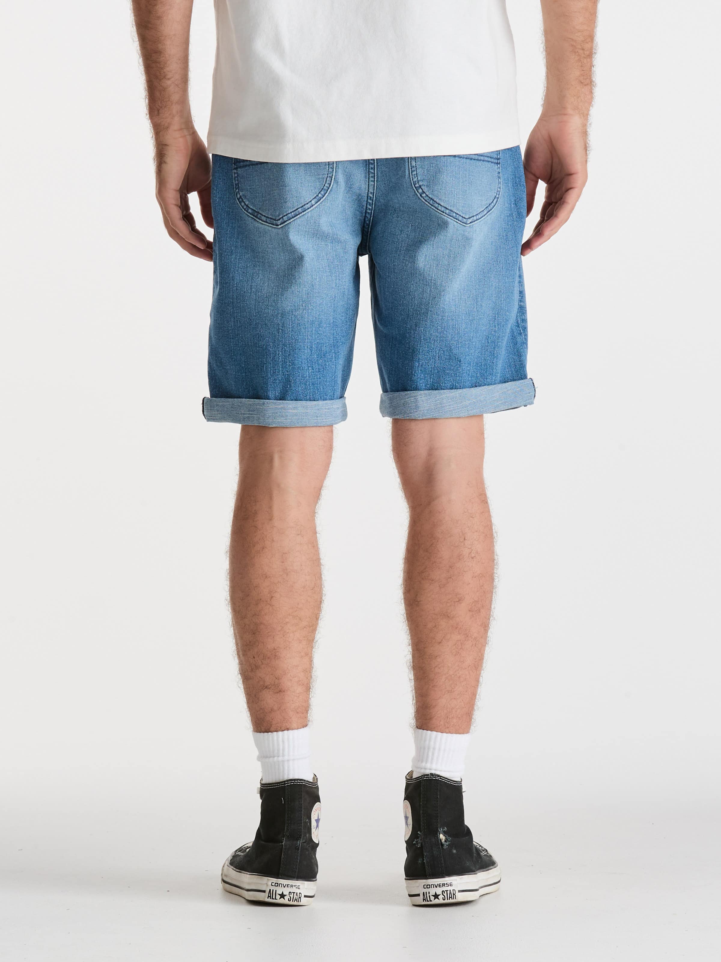 R3 Short In Authentic Fade