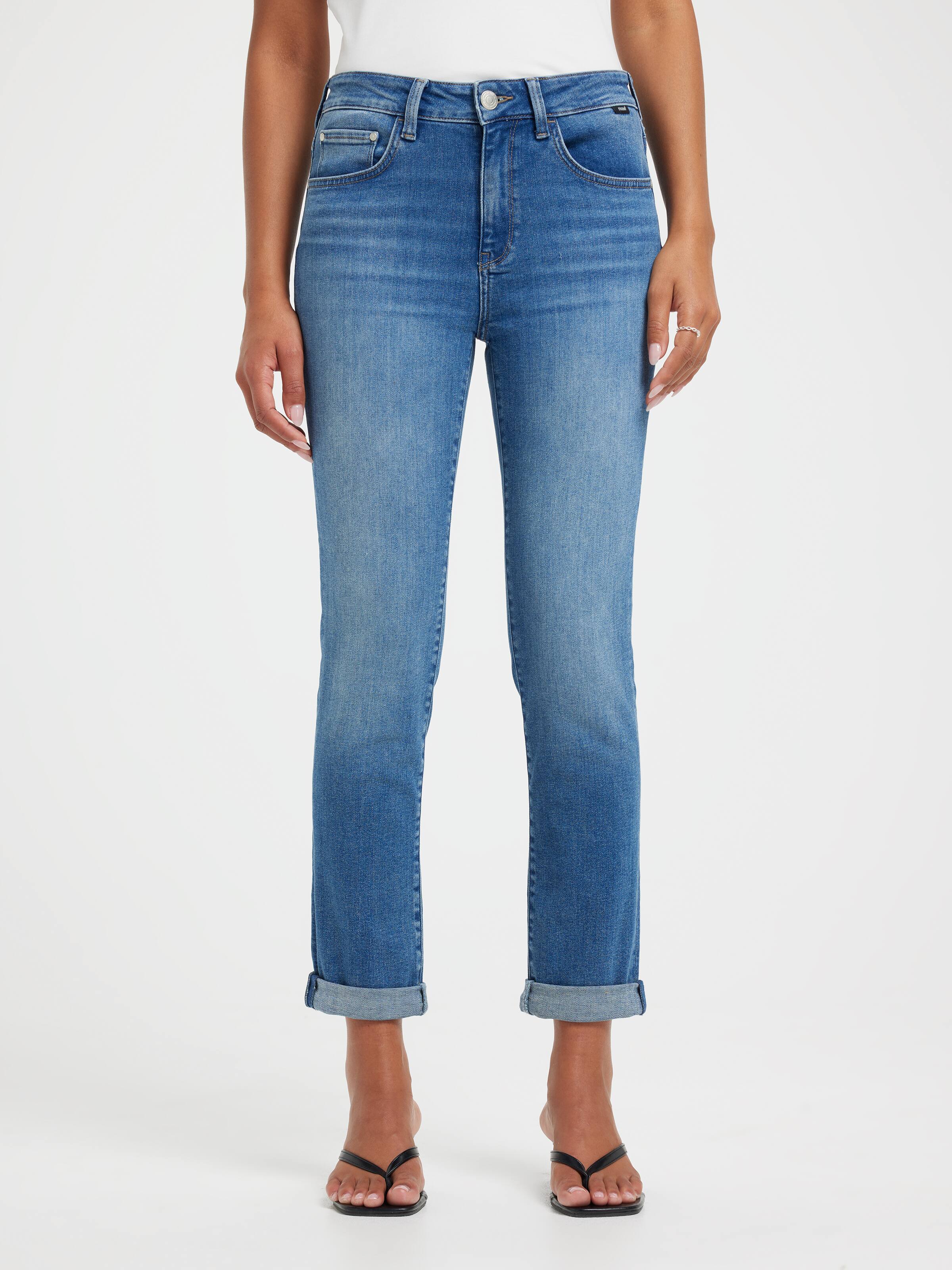 Kathleen Slim Boyfriend In Tribeca