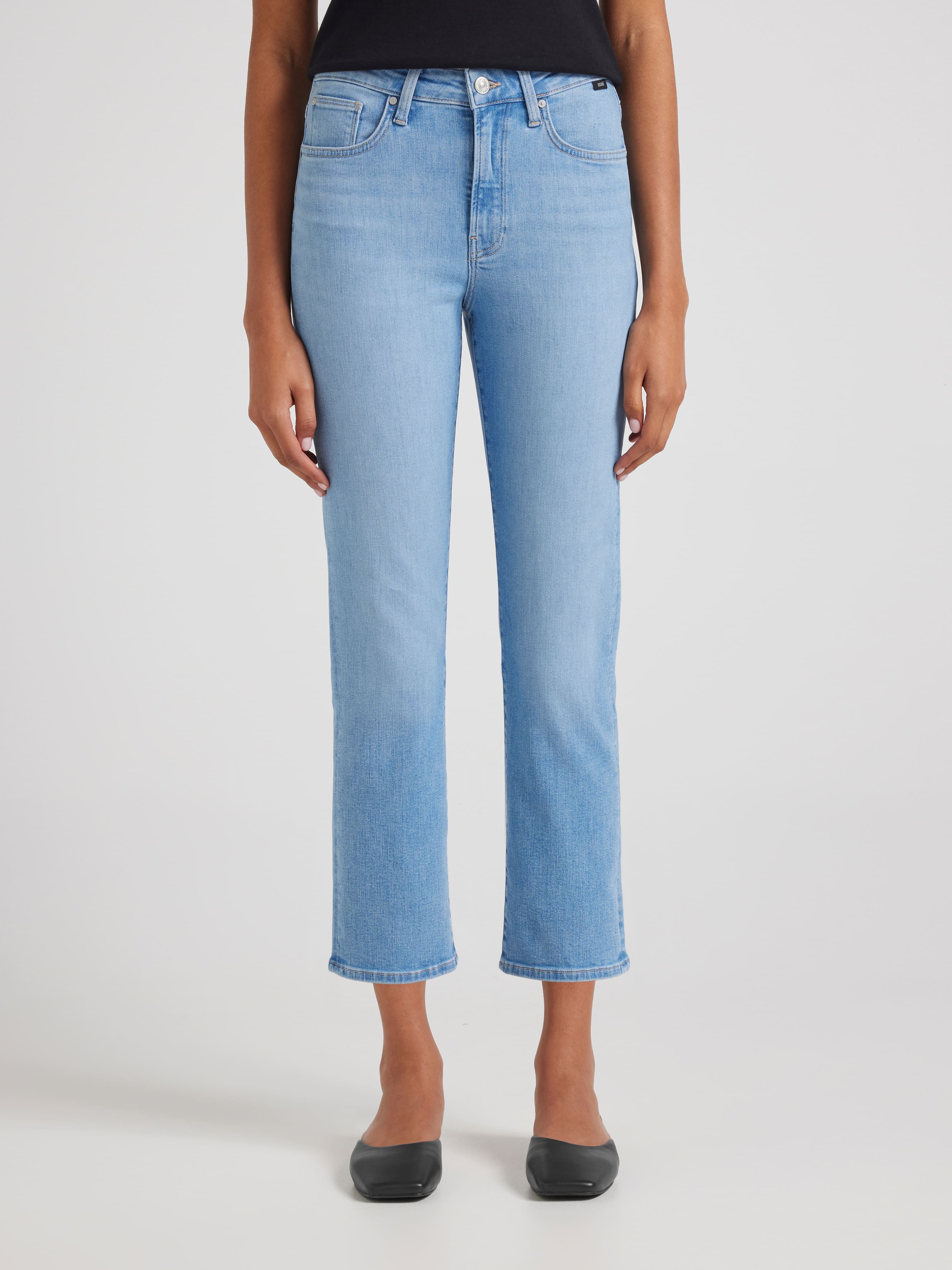 New York Straight Crop In Light Brushed Flex Blue