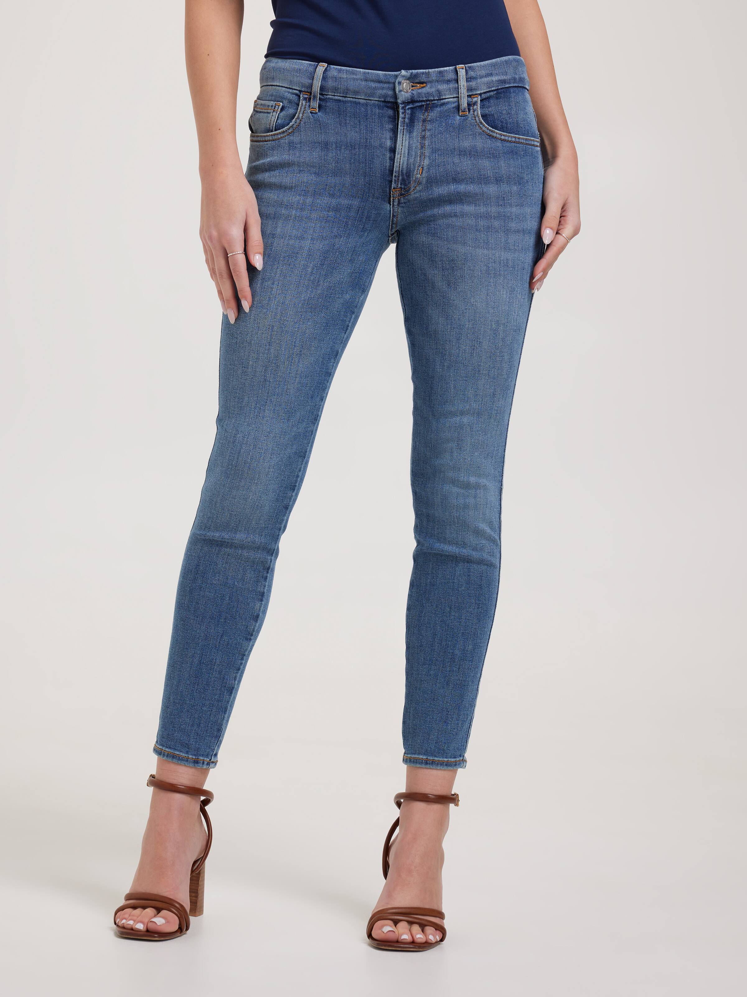 Power Curvy Jean In Karma