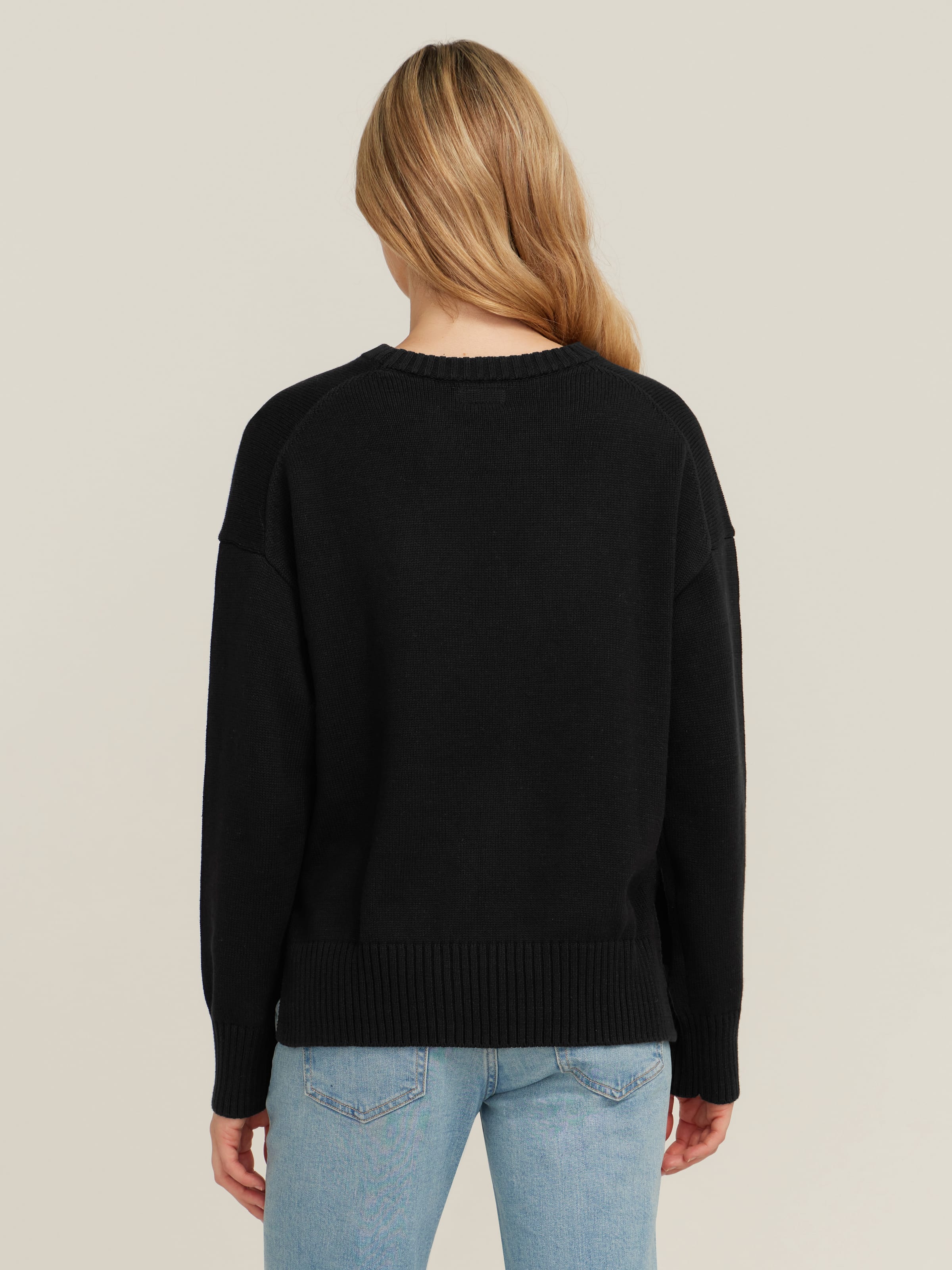 Jeans Crew Neck Big Triangle Sweater In Jet Black