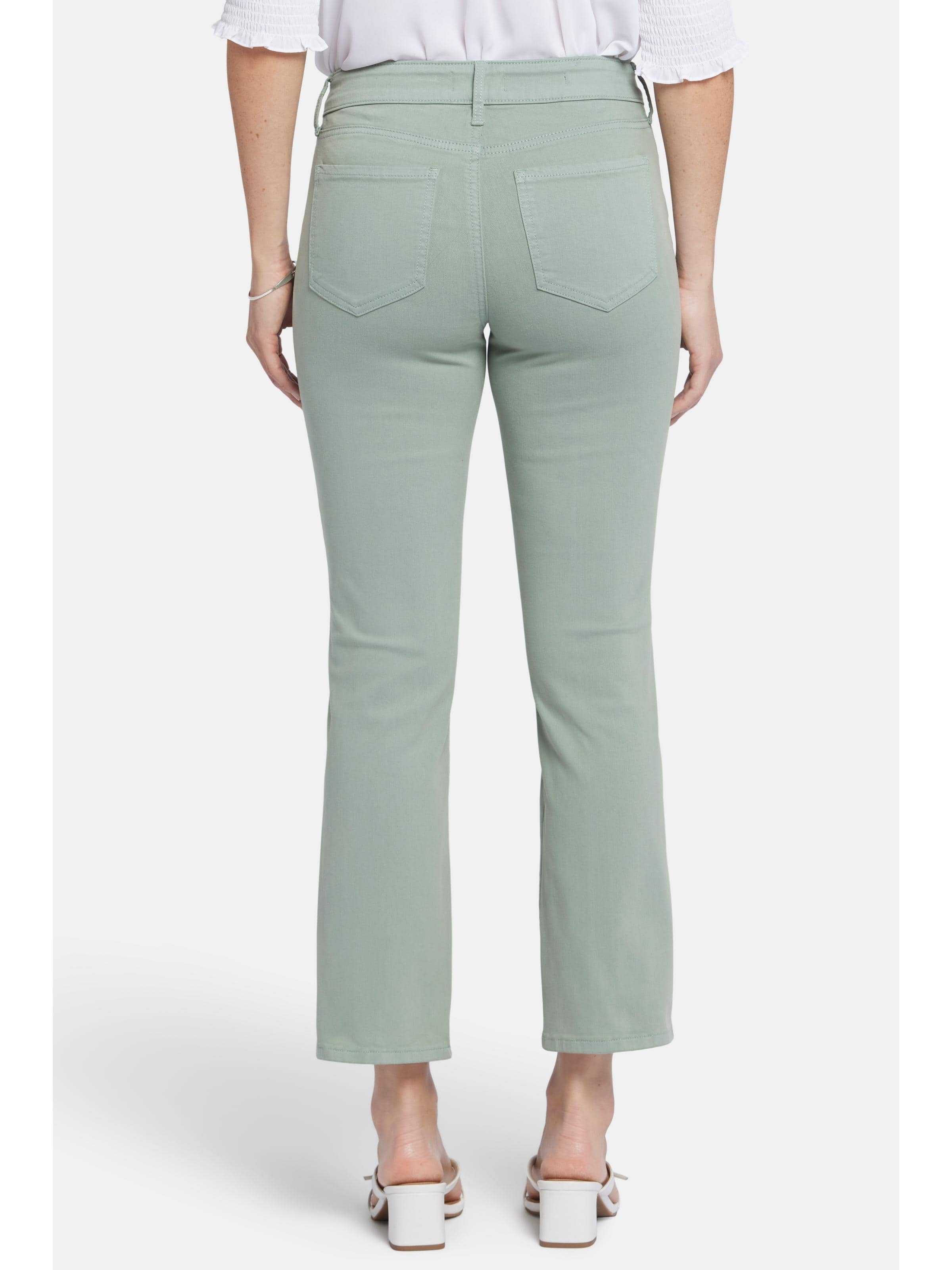 Marilyn Straight Ankle Jean In Lily