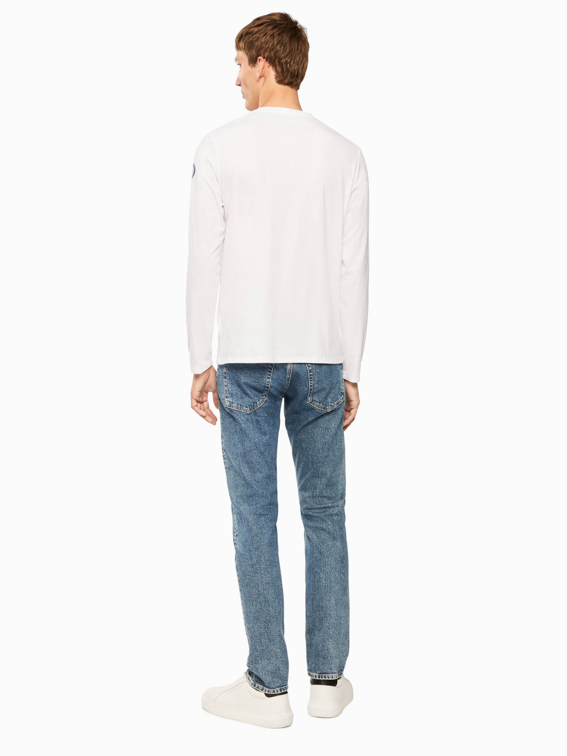 Long Sleeve Crew Tee In White