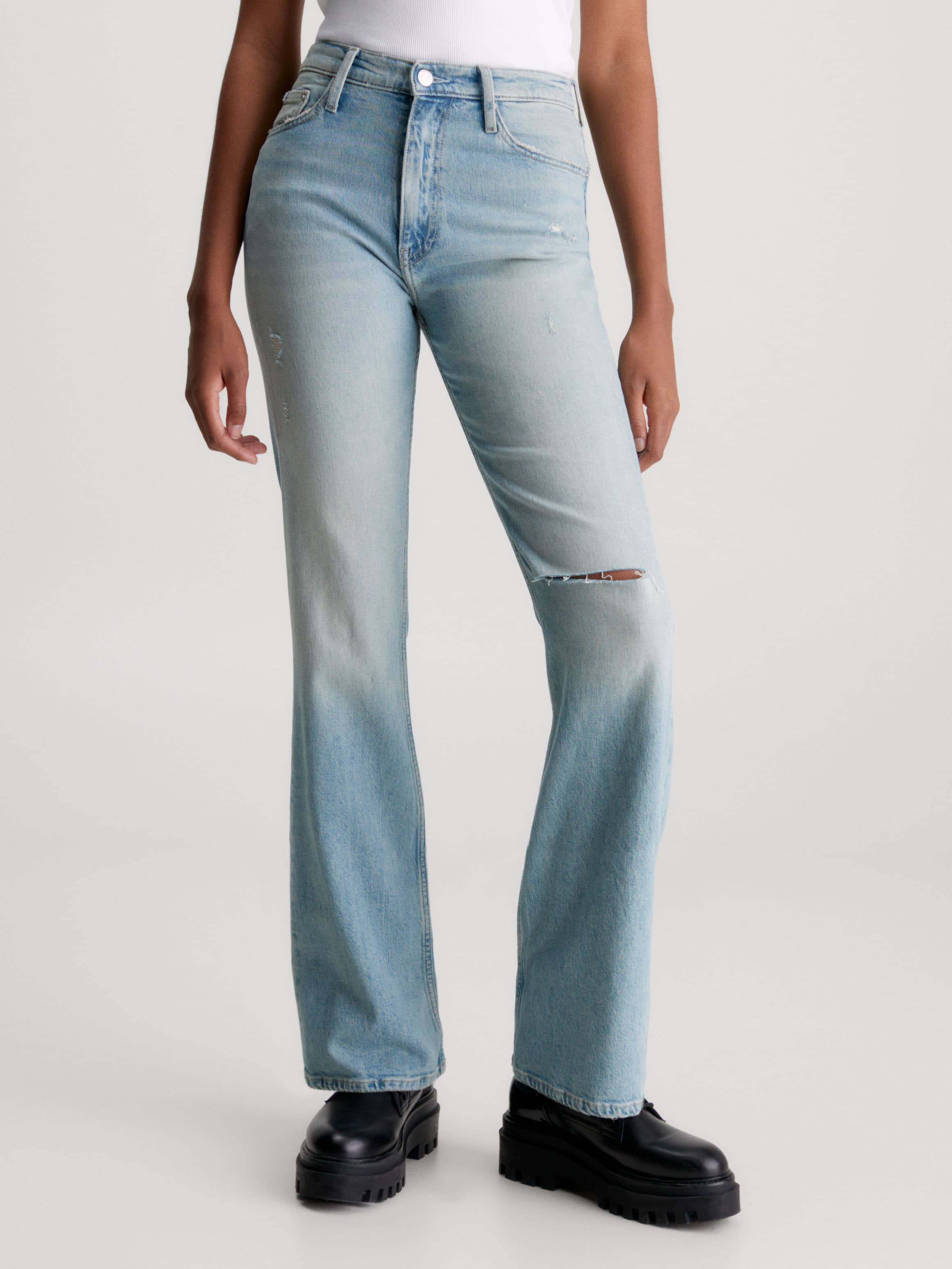 Authentic Bootcut Jean In Light Blue