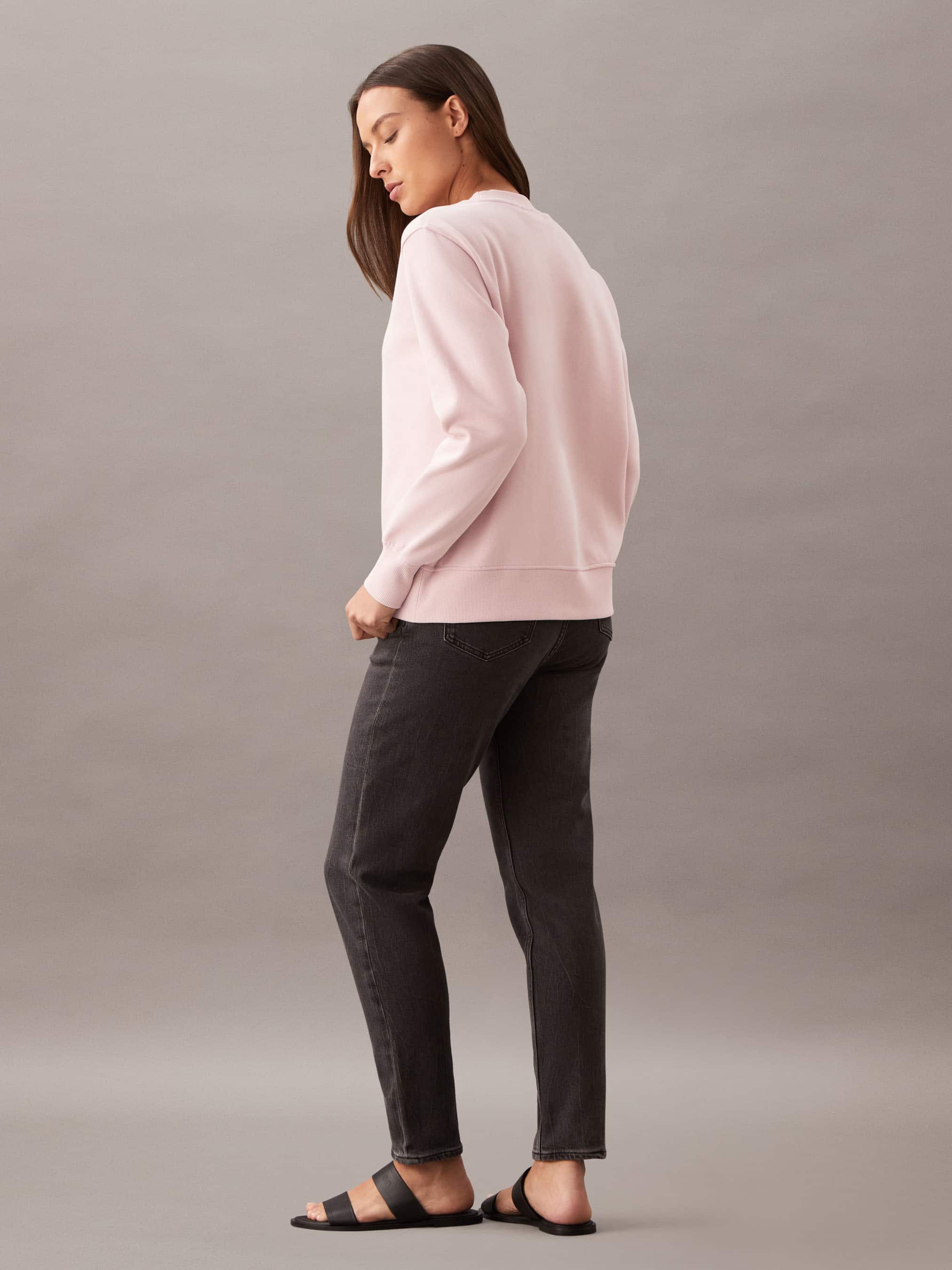 Institutional Graphic Reg Crew Neck In Peach Whip