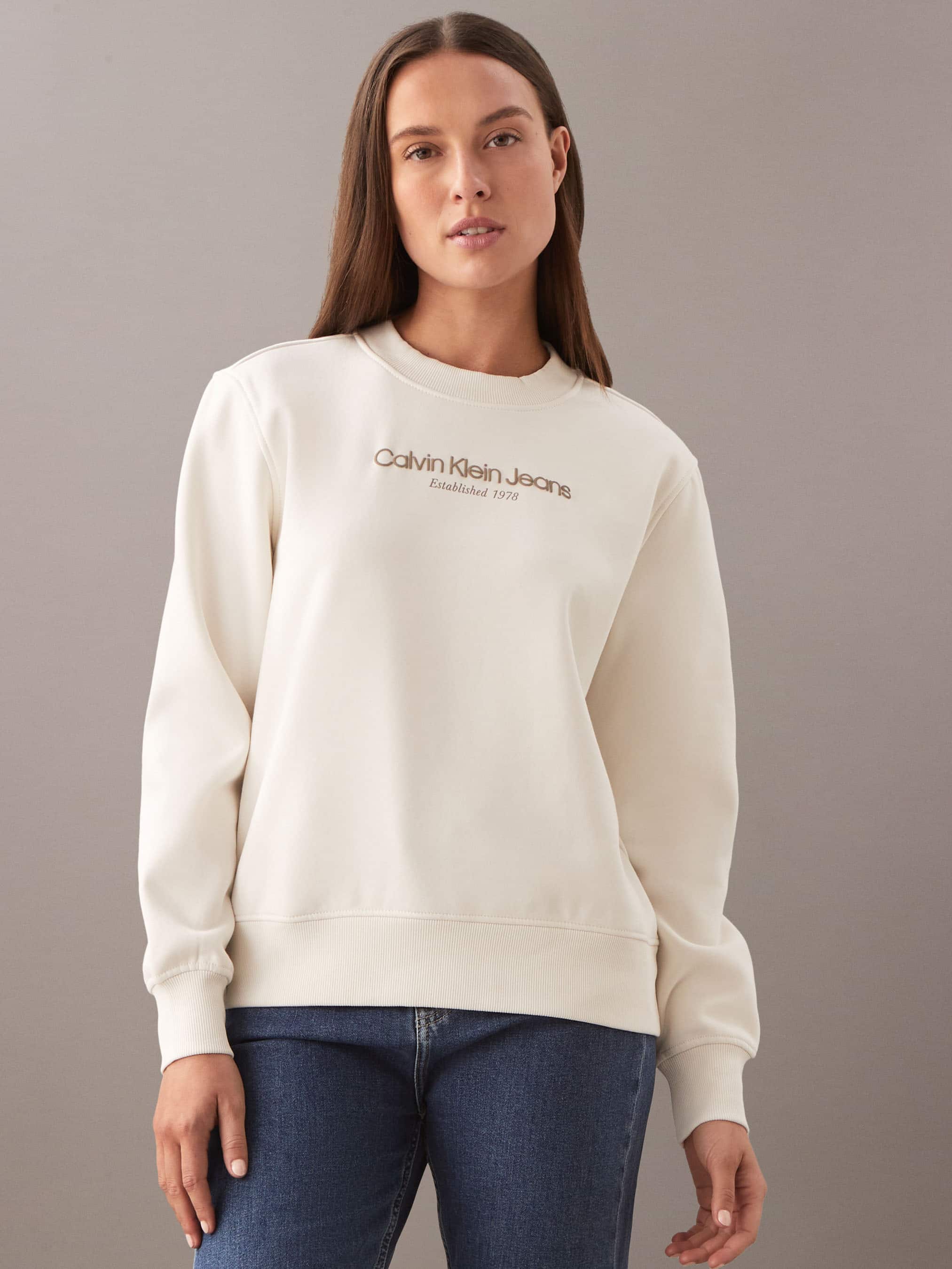Institutional Graphic Reg Crewneck In Ivory