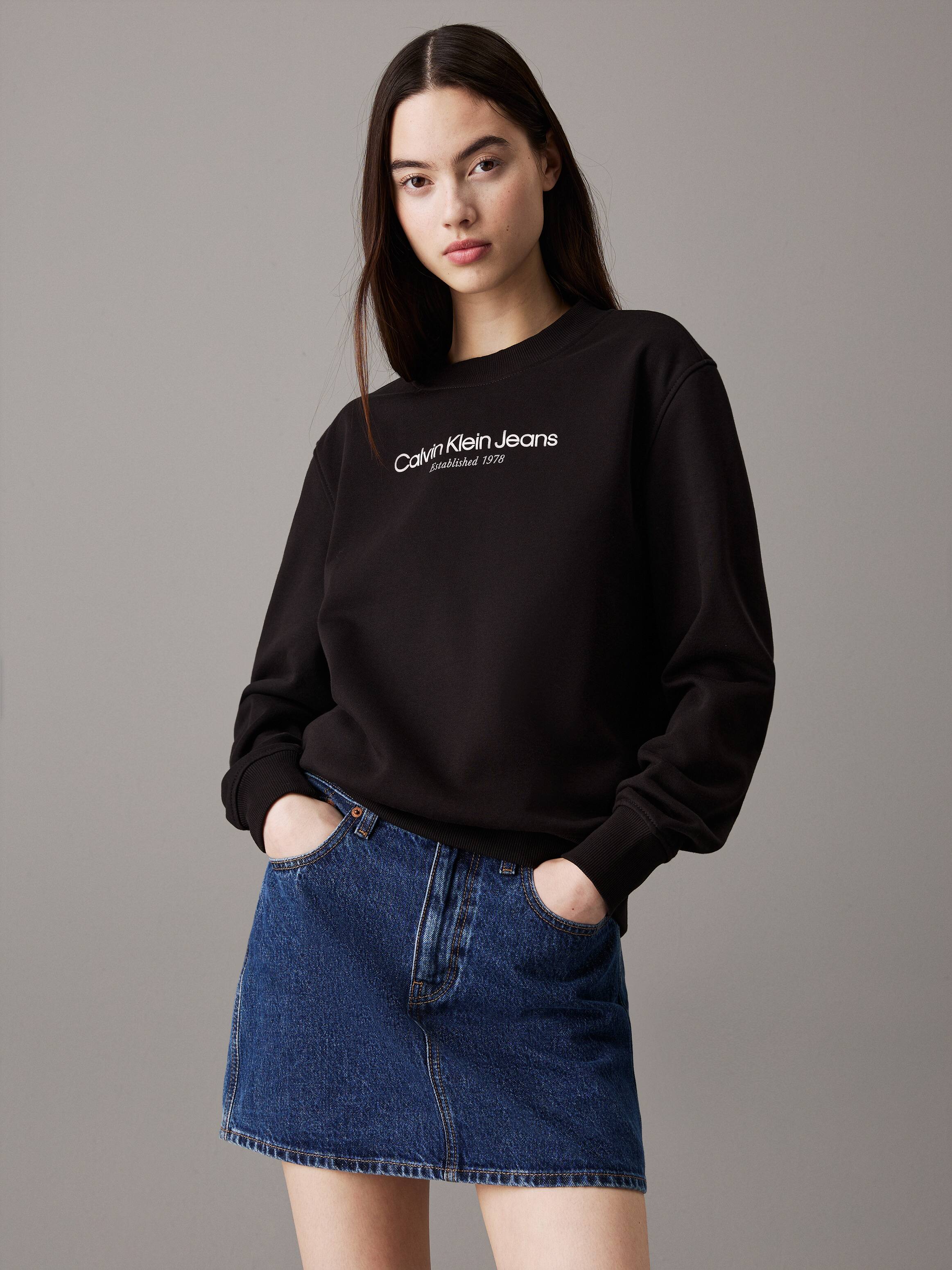 Institutional Graphic Reg Cn In Black