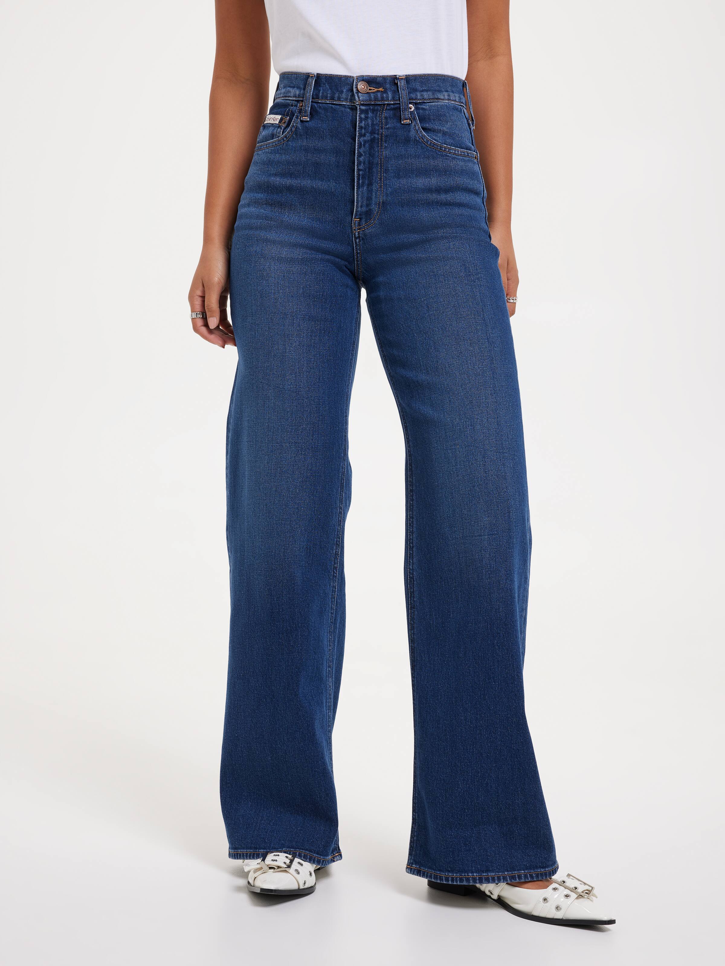 Wide Jean In Vintage Harbor