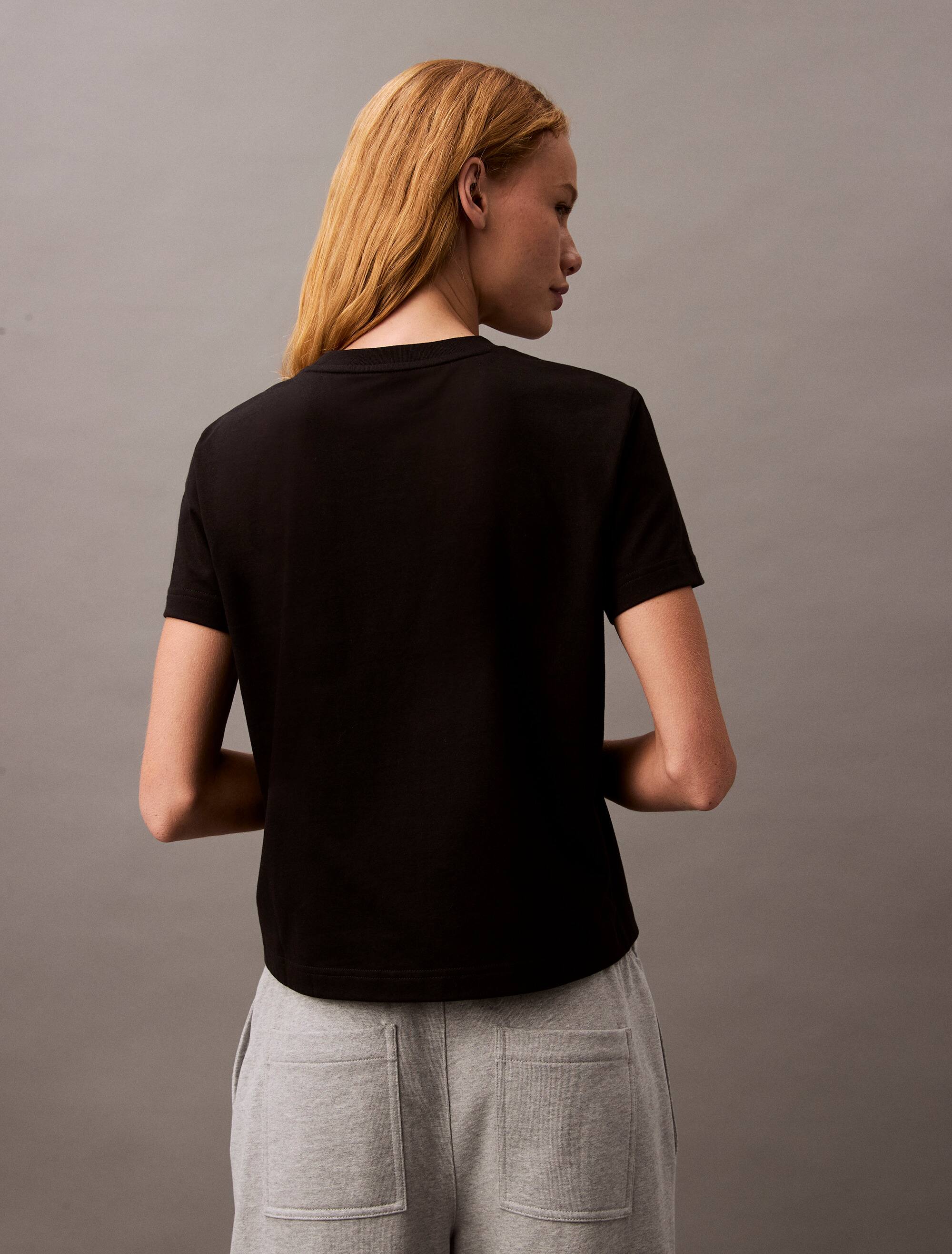 Short Sleeve Archive Logo Crew NeckTee In Black