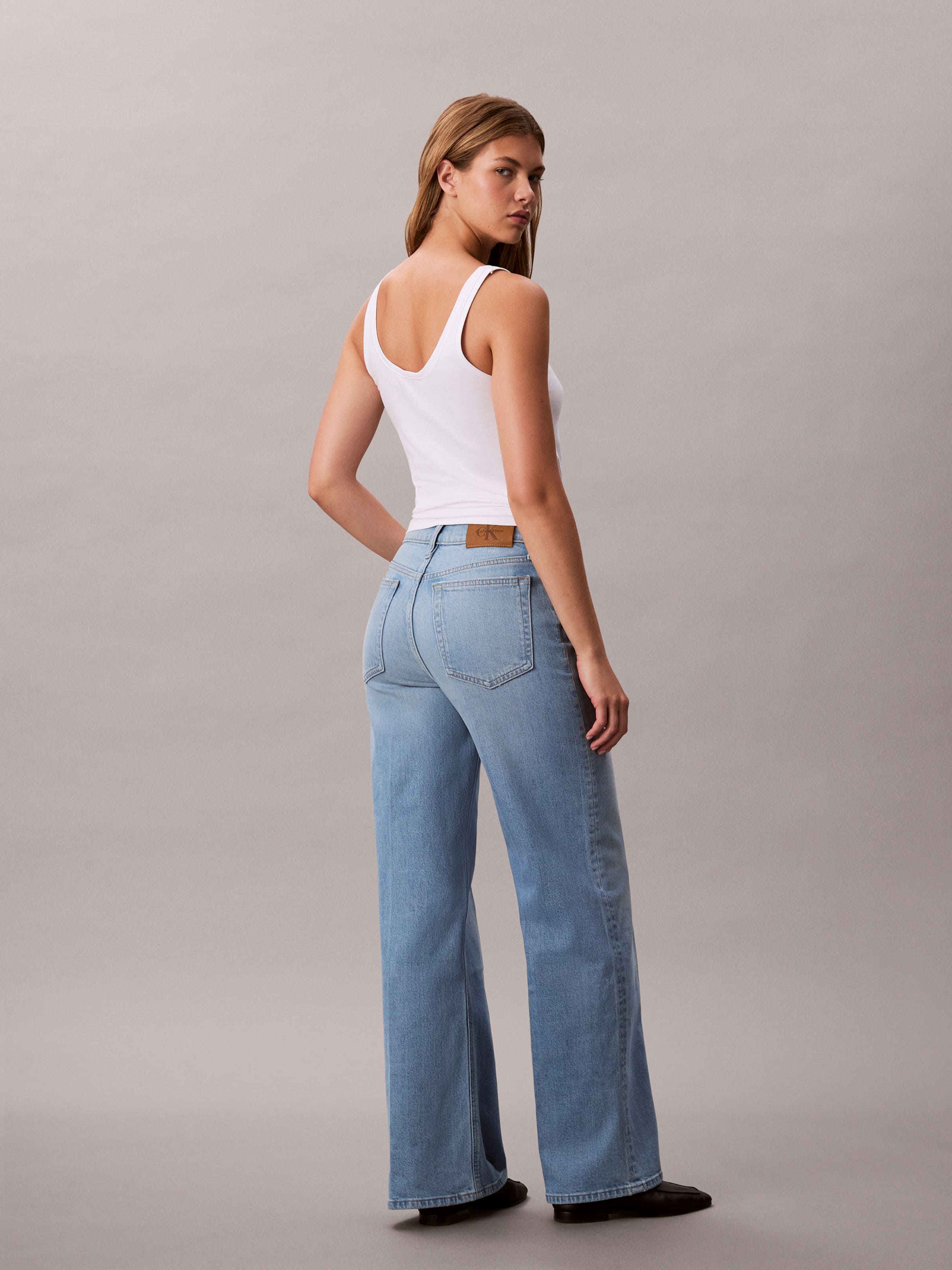 Ultra High Wide Leg In Glass Blue