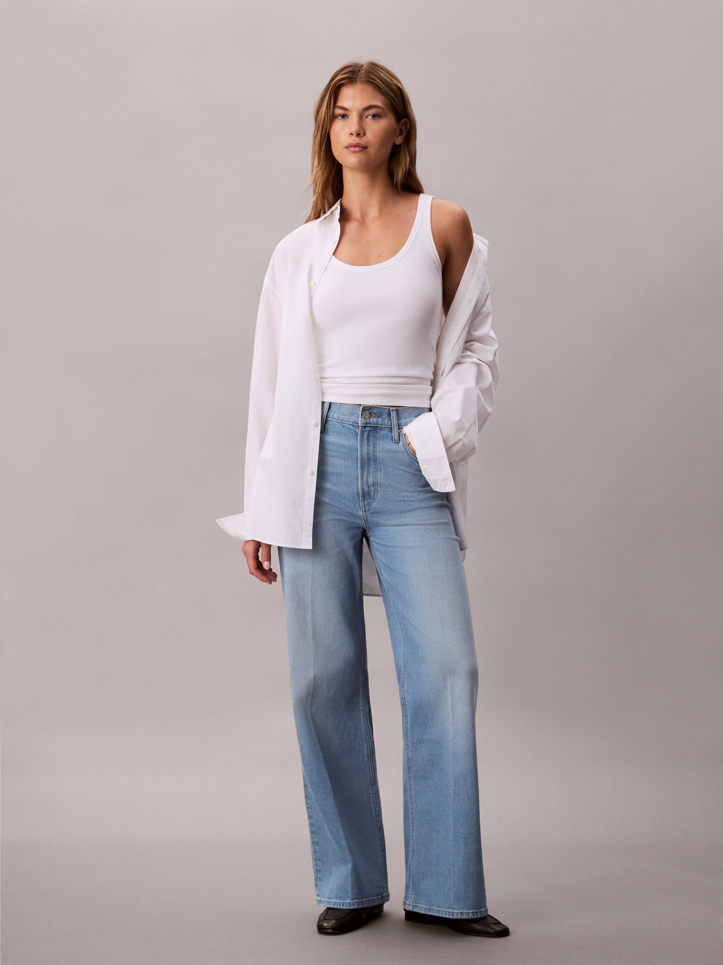 Ultra High Wide Leg In Glass Blue