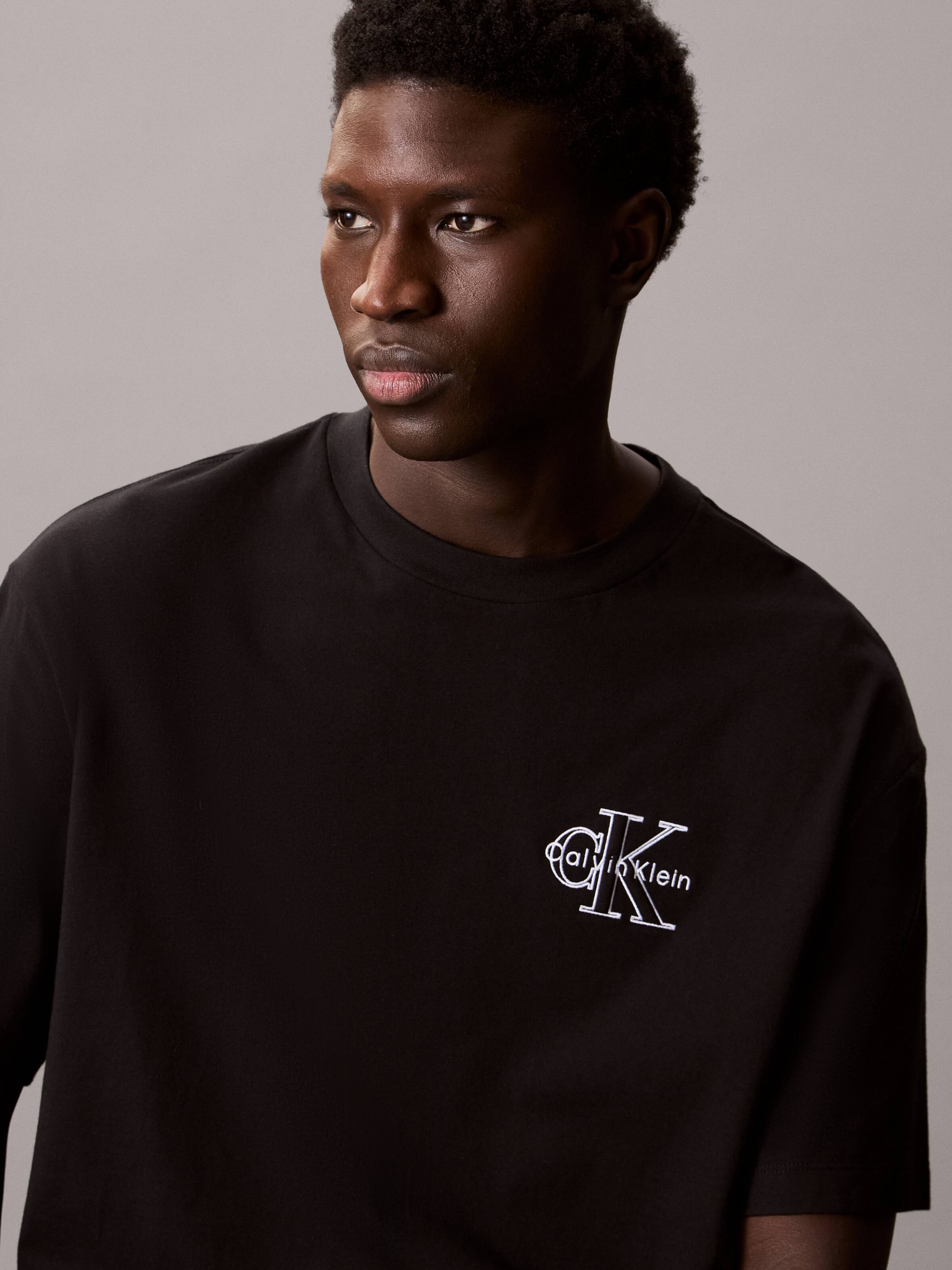 30S Micro Monologo Graphic Tee In Black