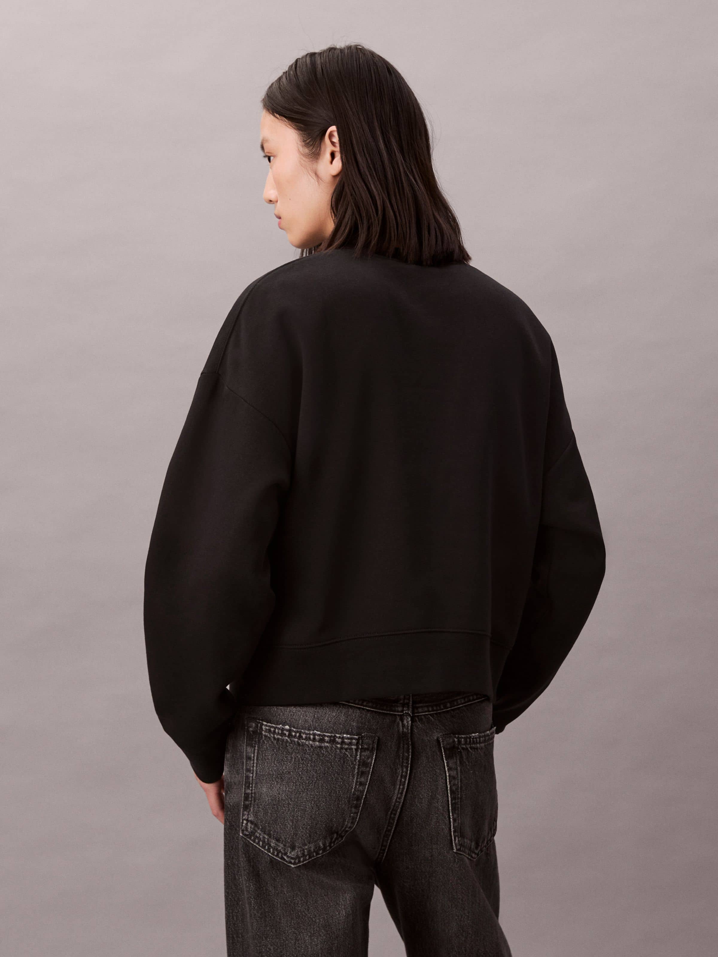 Long Sleeve Monogram Logo Relaxed Sweat In Black