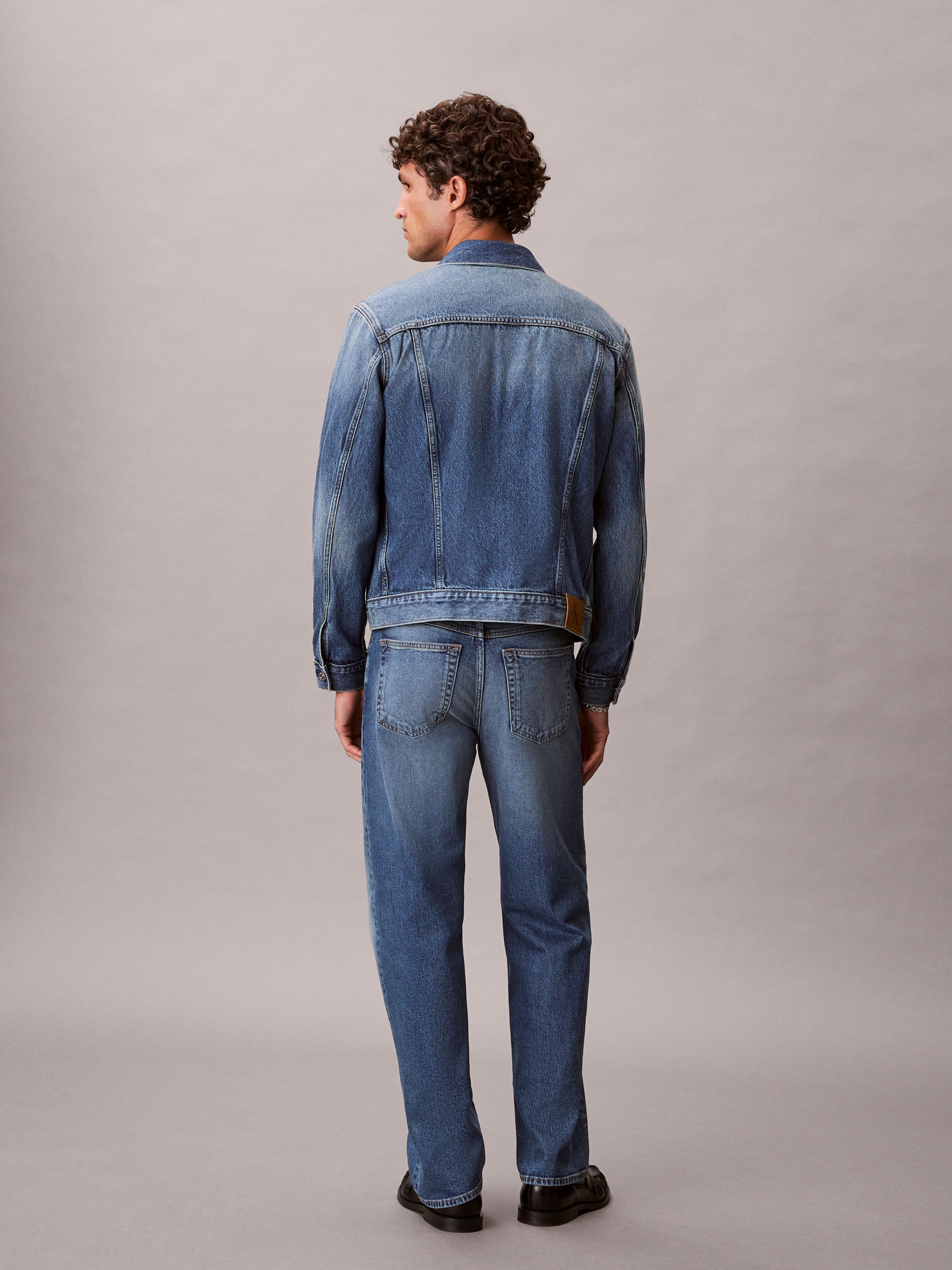 90S Straight Jean In Greenwood