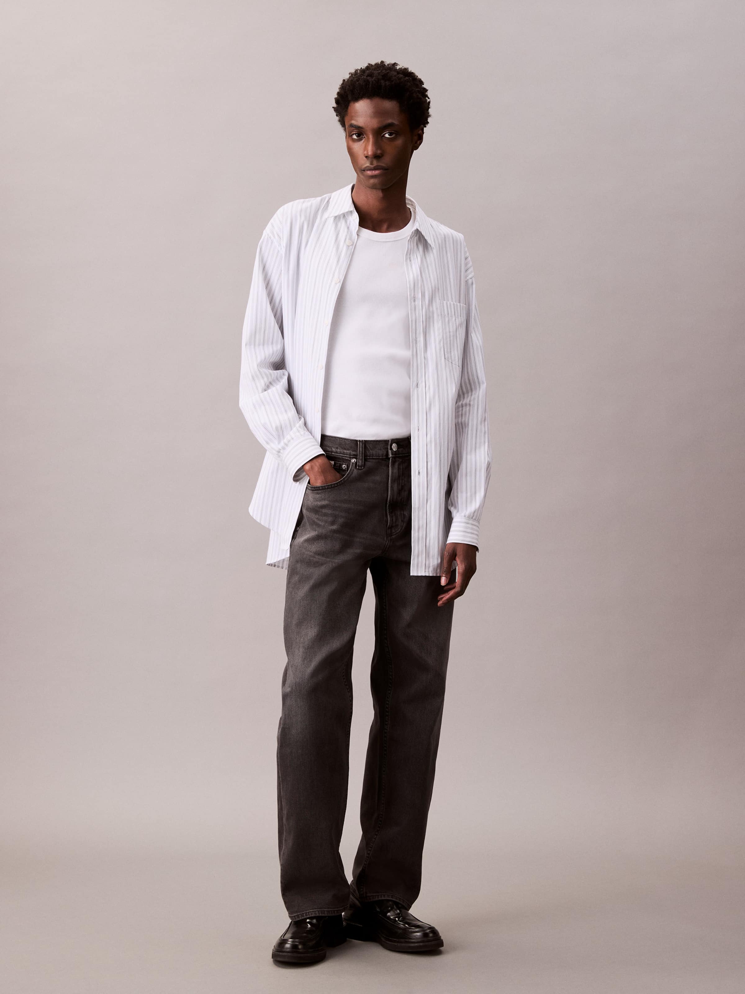 90S Striaght Jean In Black Mist