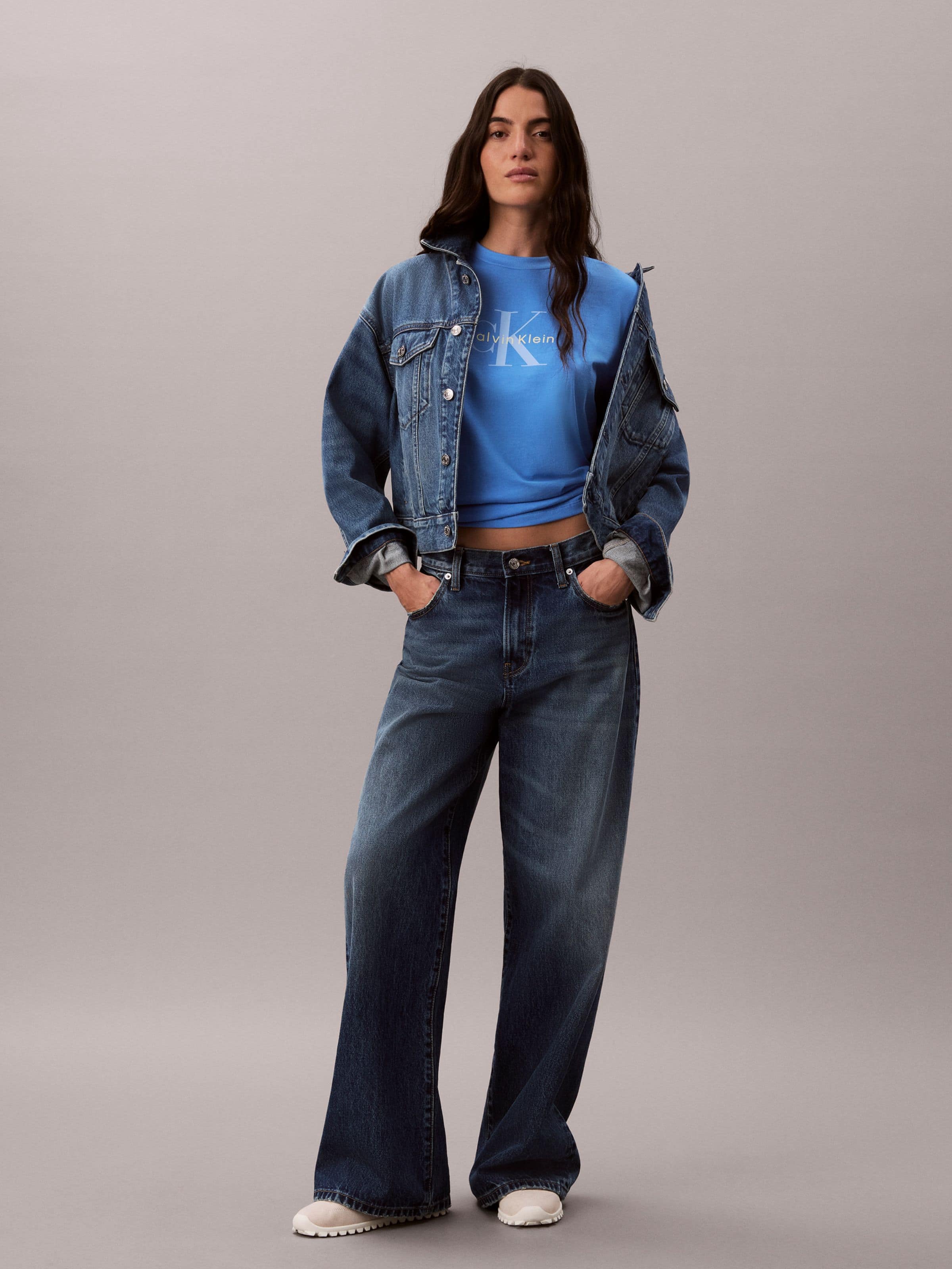 Hero Short Sleeve Classic Monologo Crewneck Tee In Marina