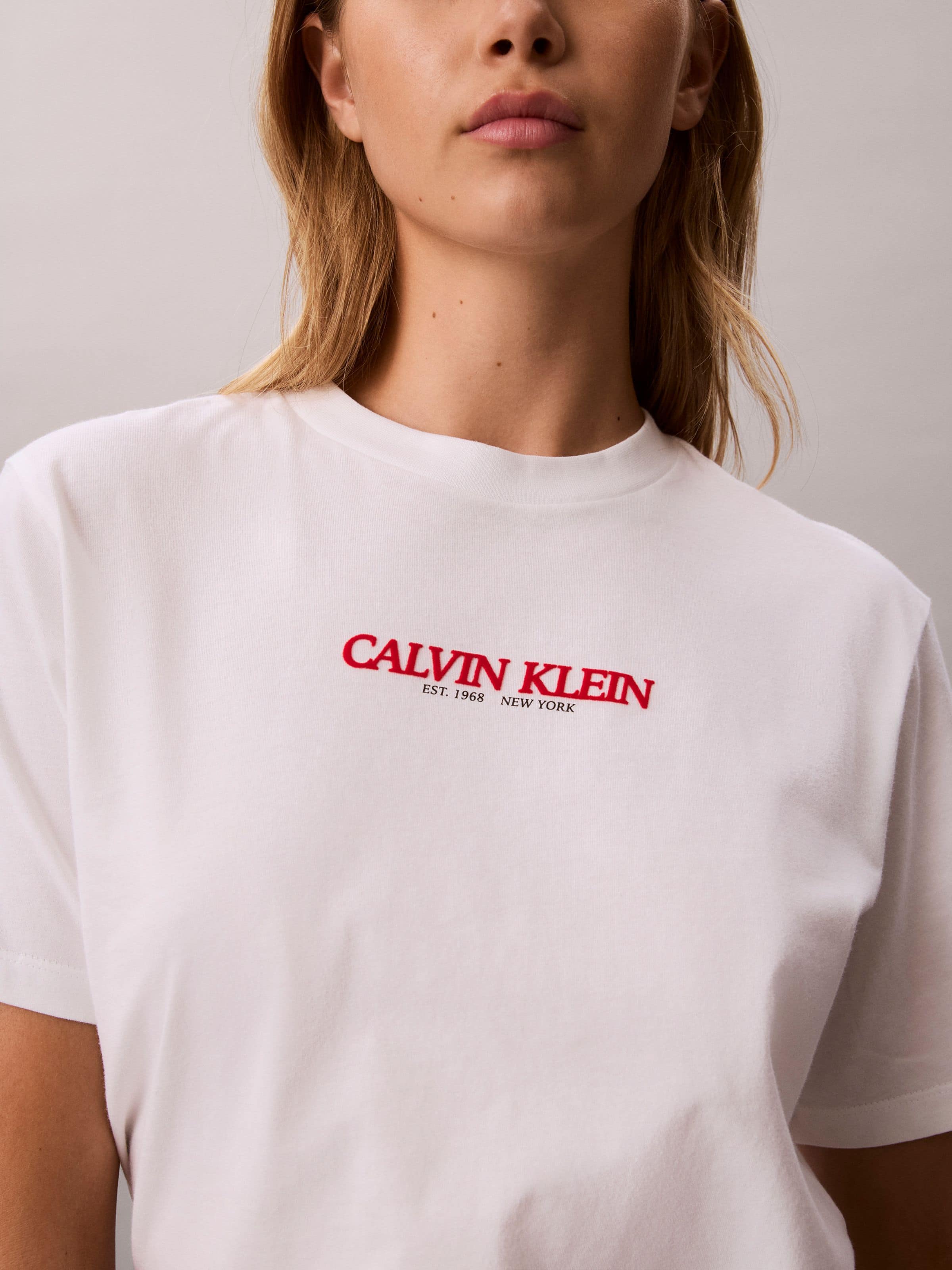 Boxy Logo Graphic Tee In Brilliant White