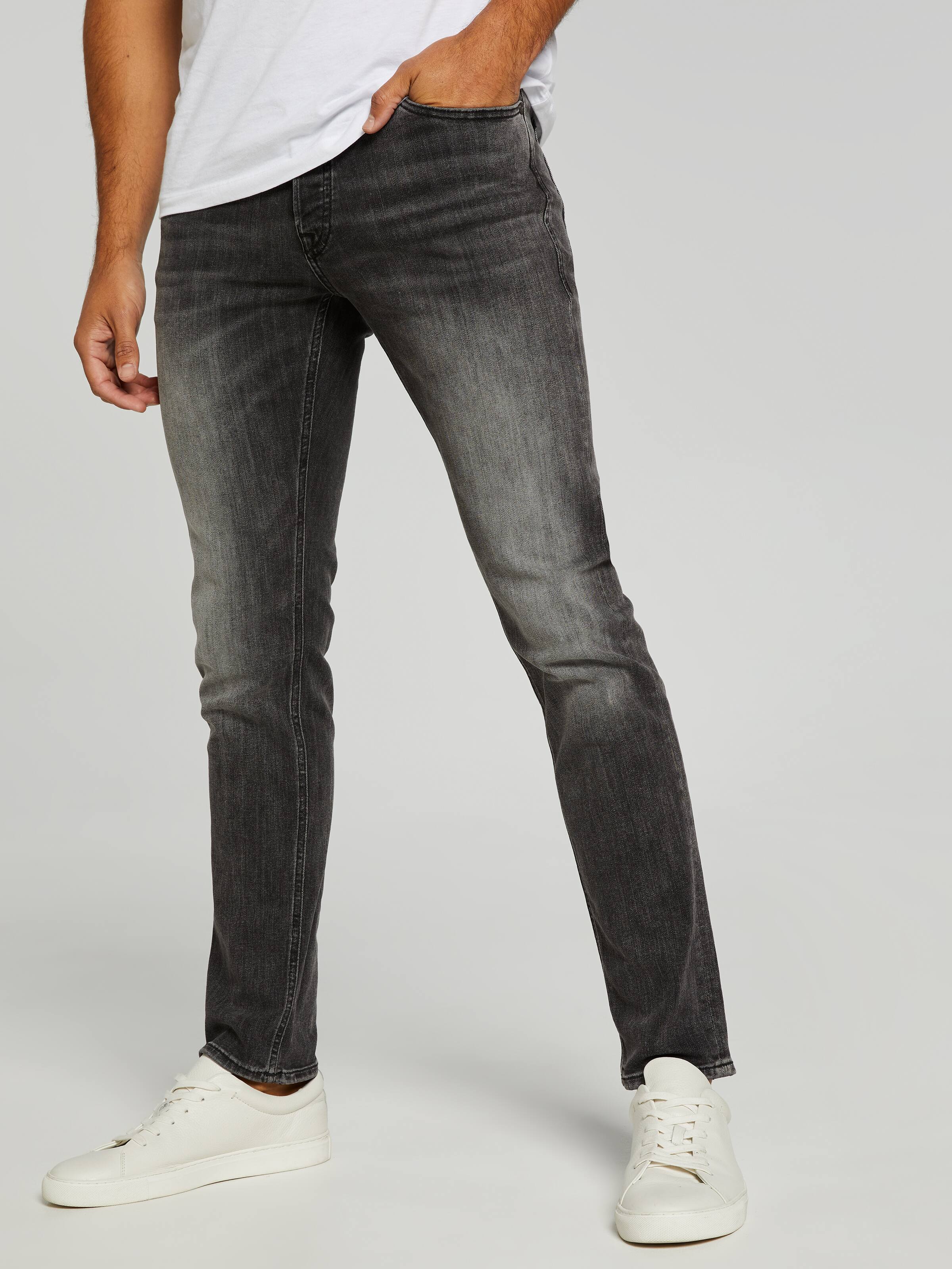 Slim Glenn Original 817 Black Denim Jean