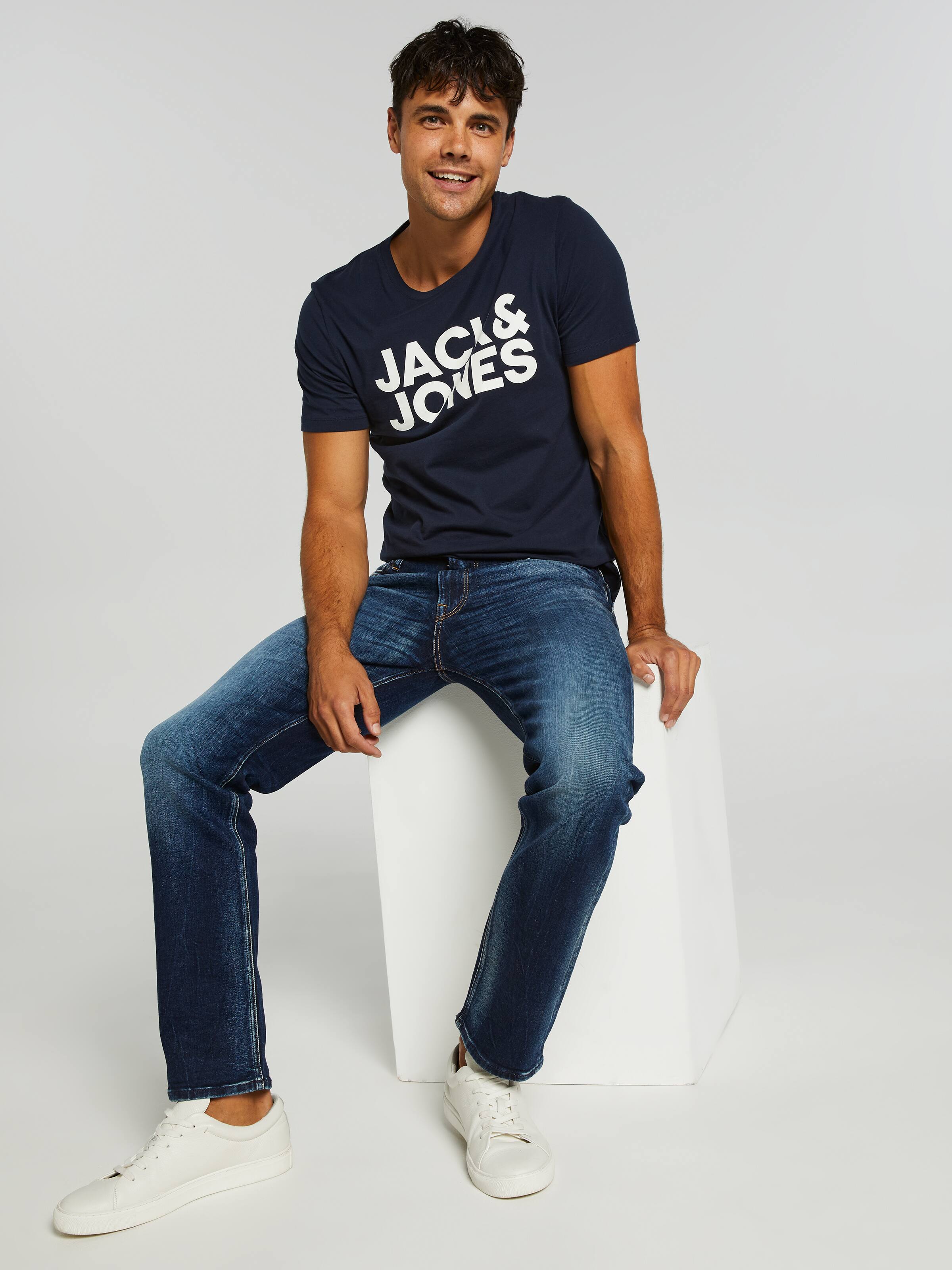 Tappered Mike Original In 311 Blue Denim Jean