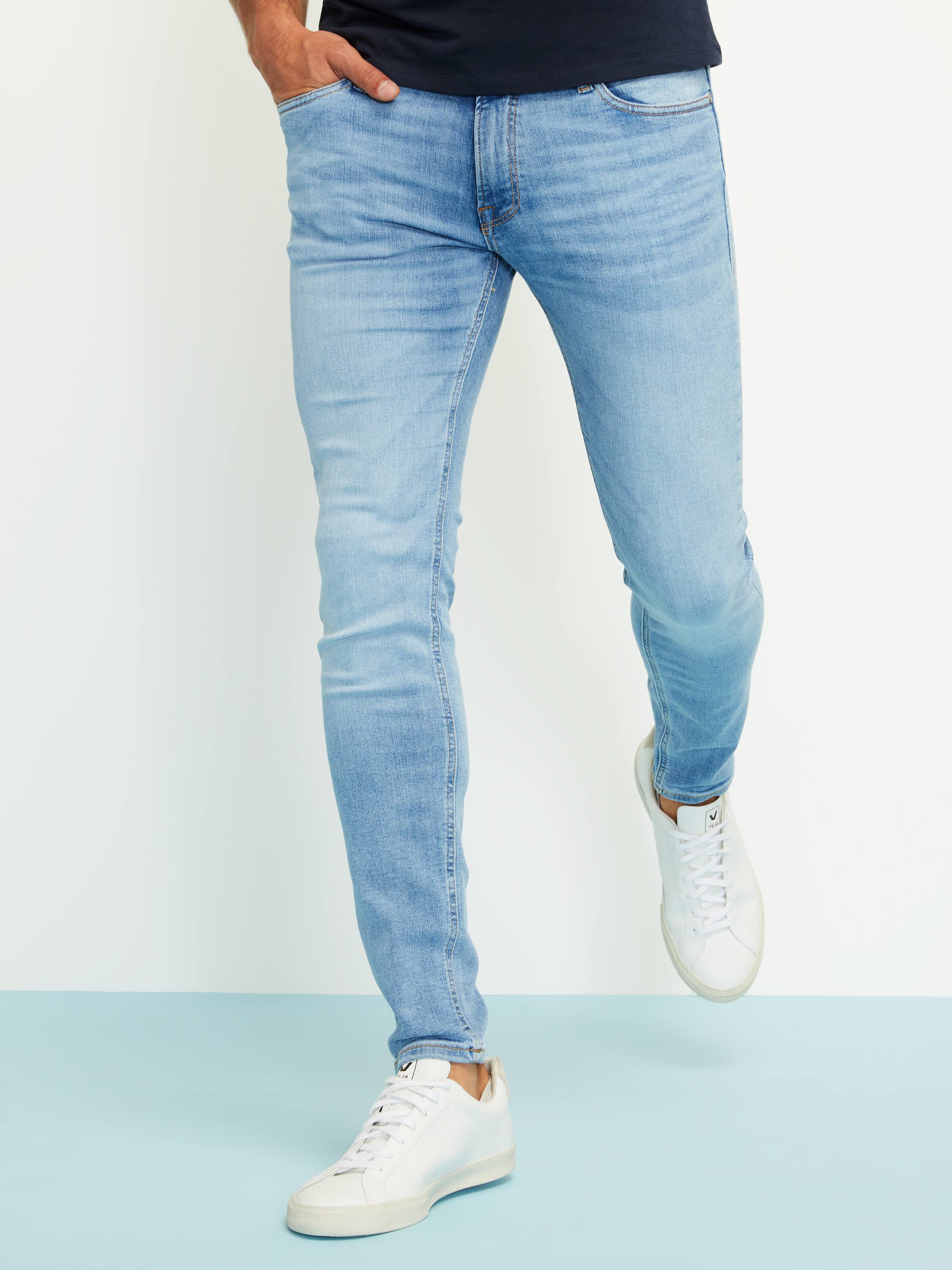 Light-Wash Skinny Fit Jeans