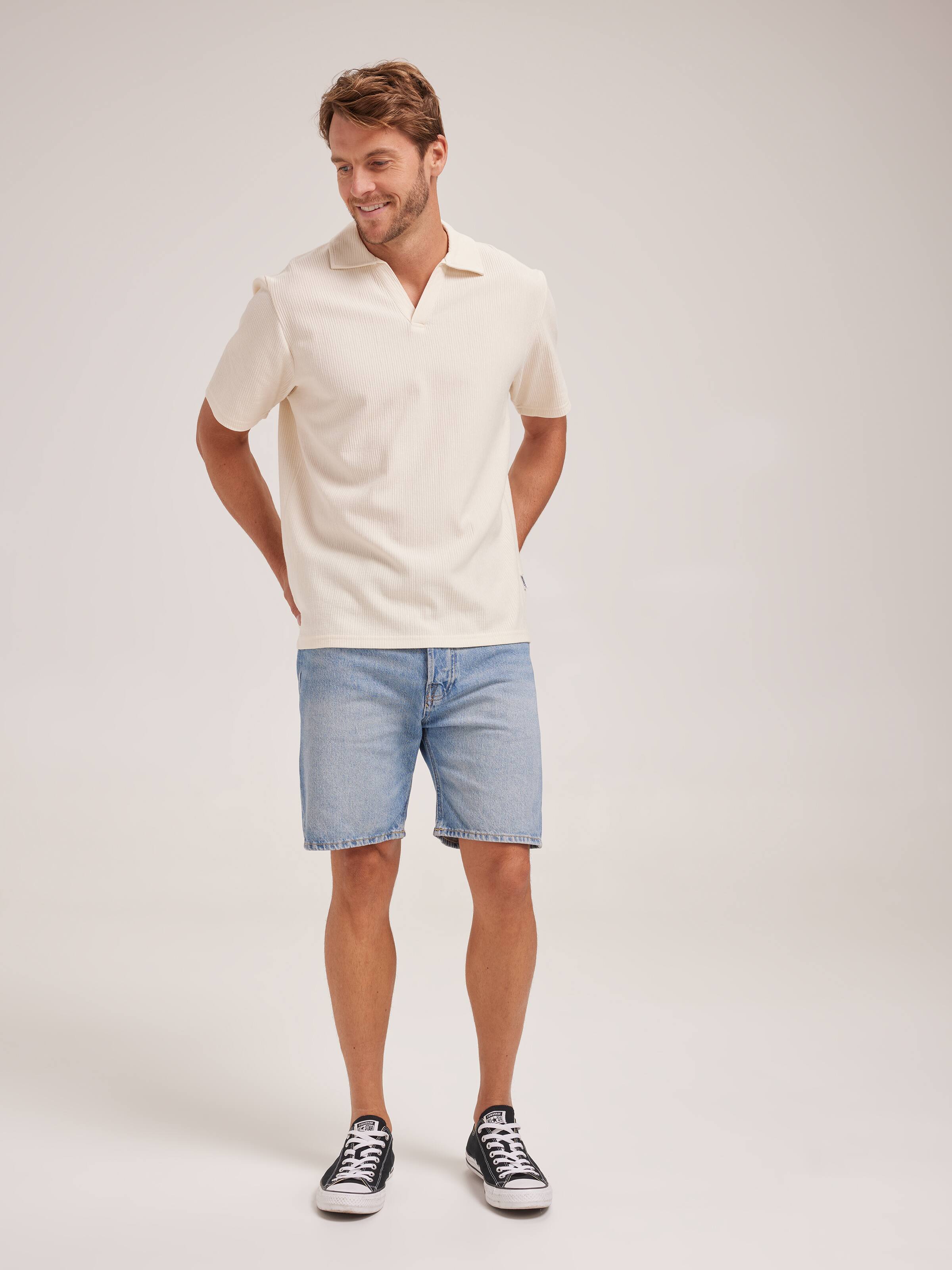 Chris Cooper Short In Light Blue Denim