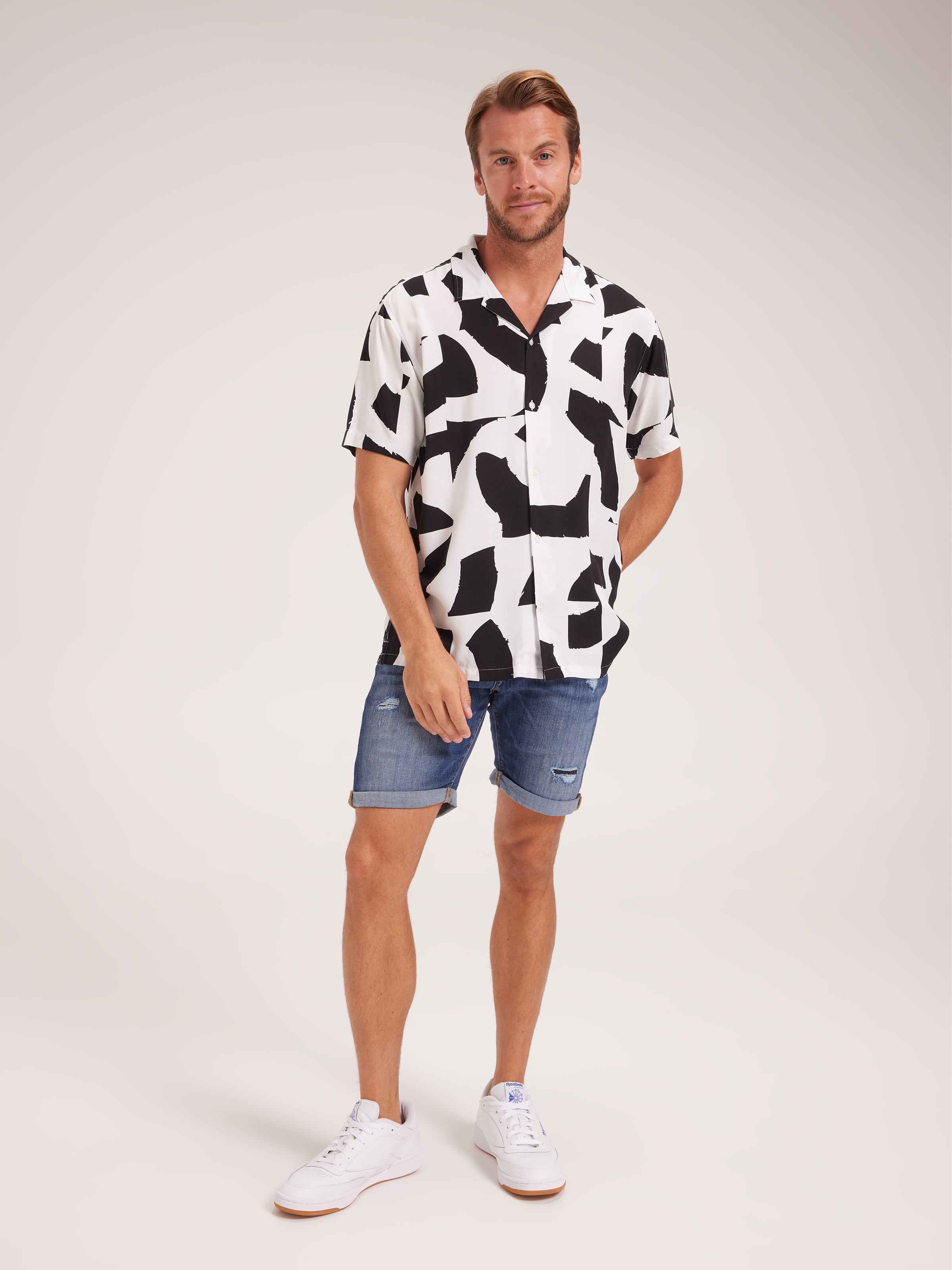 Jeff Resort Shirt In Black Leaves
