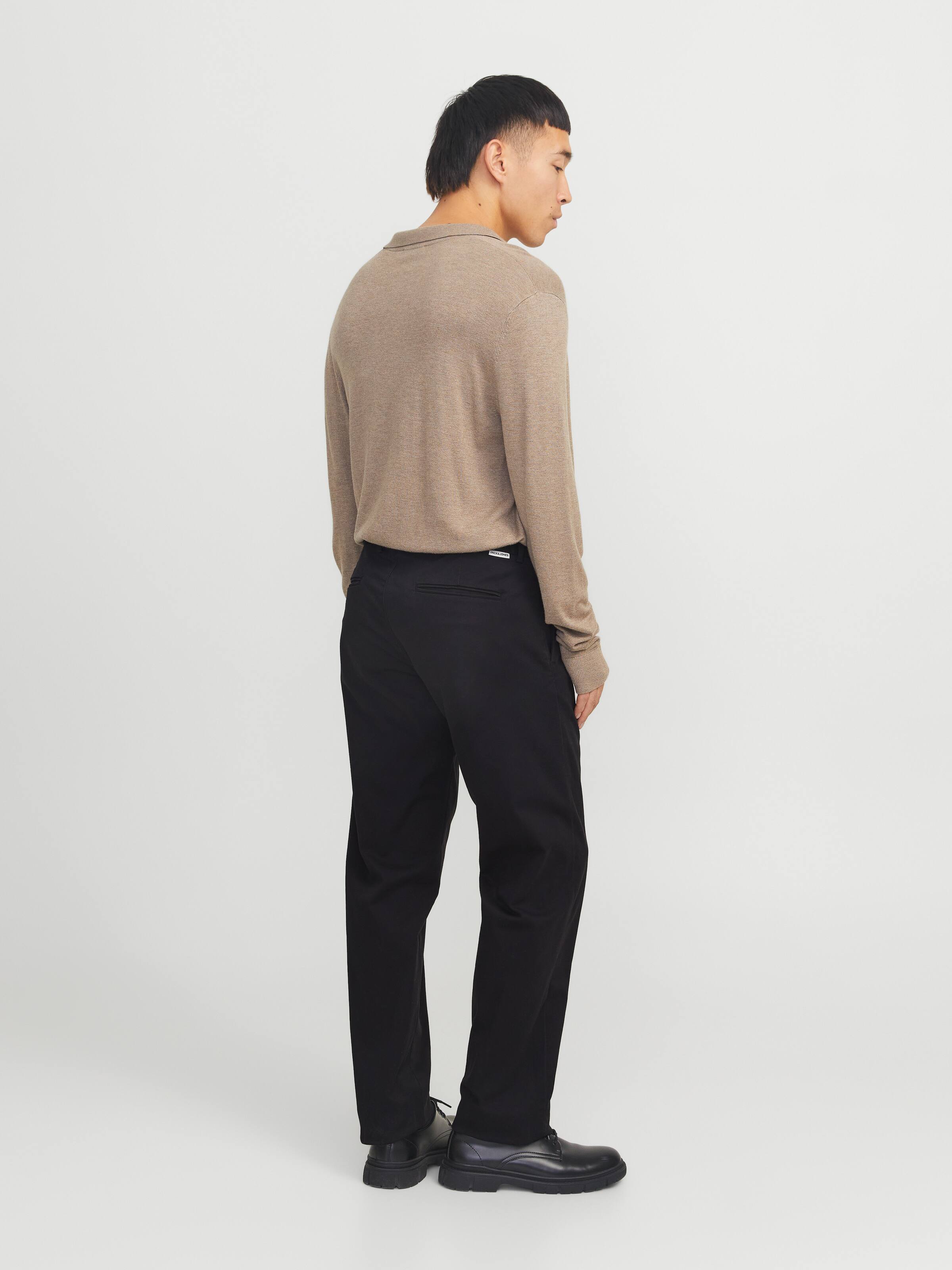 Loose Kane Barret Chino Pant In Black