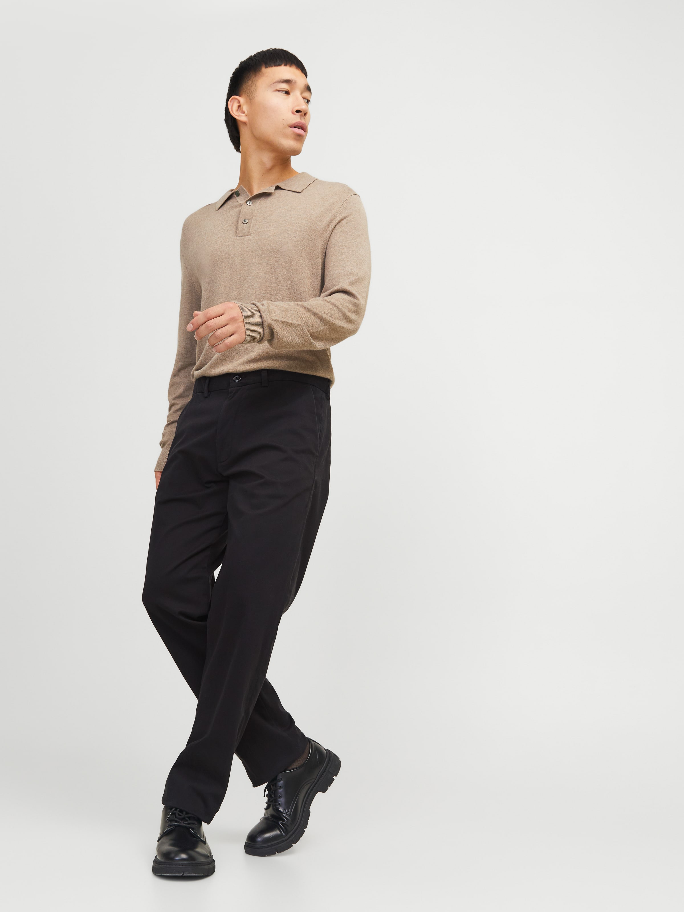 Loose Kane Barret Chino Pant In Black