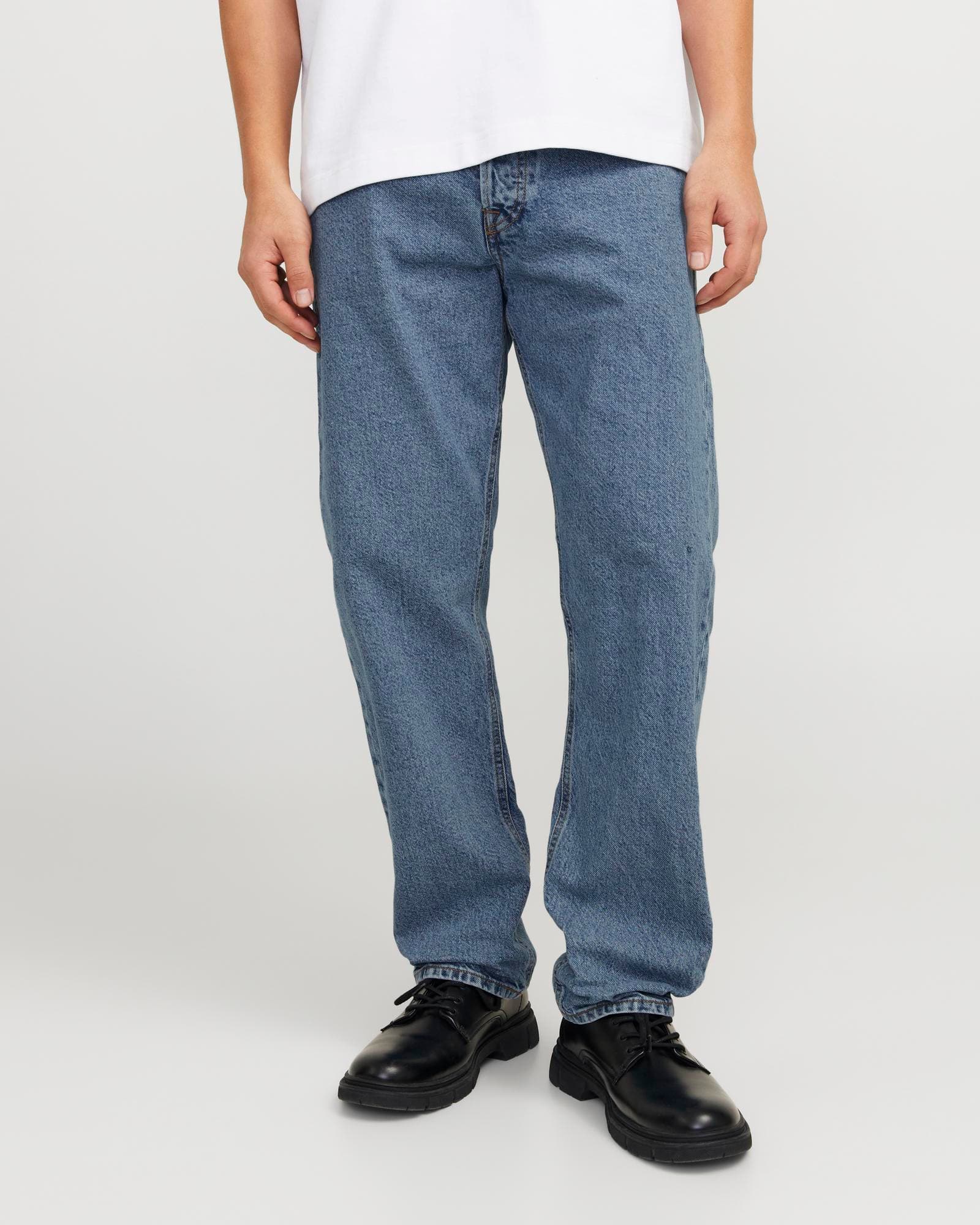 Clark Regular Straight In 060 Denim