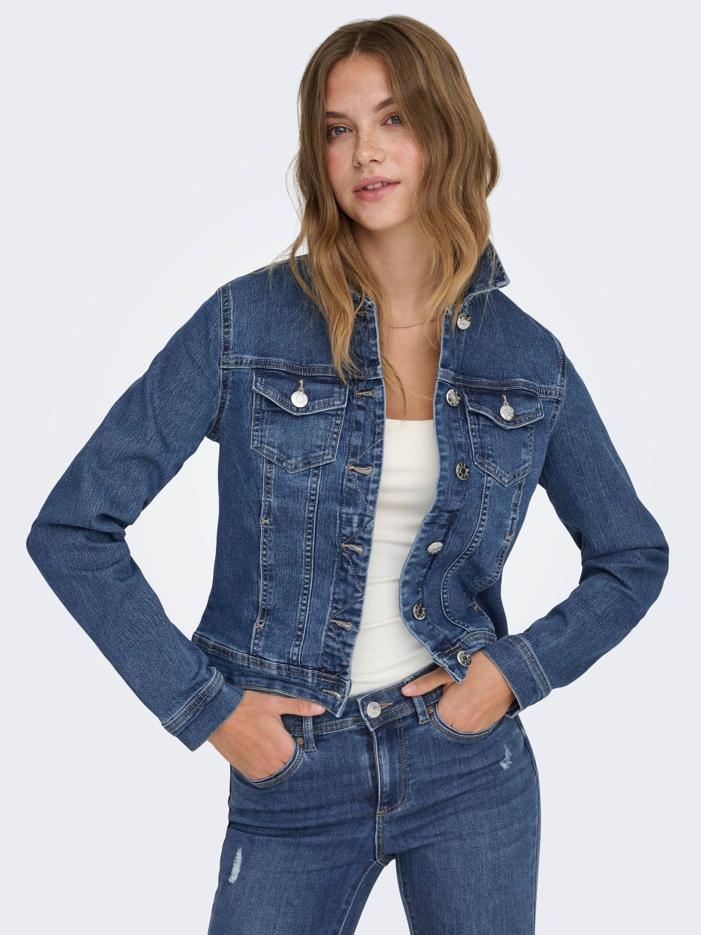 Wonder Denim Jacket In Med Denim