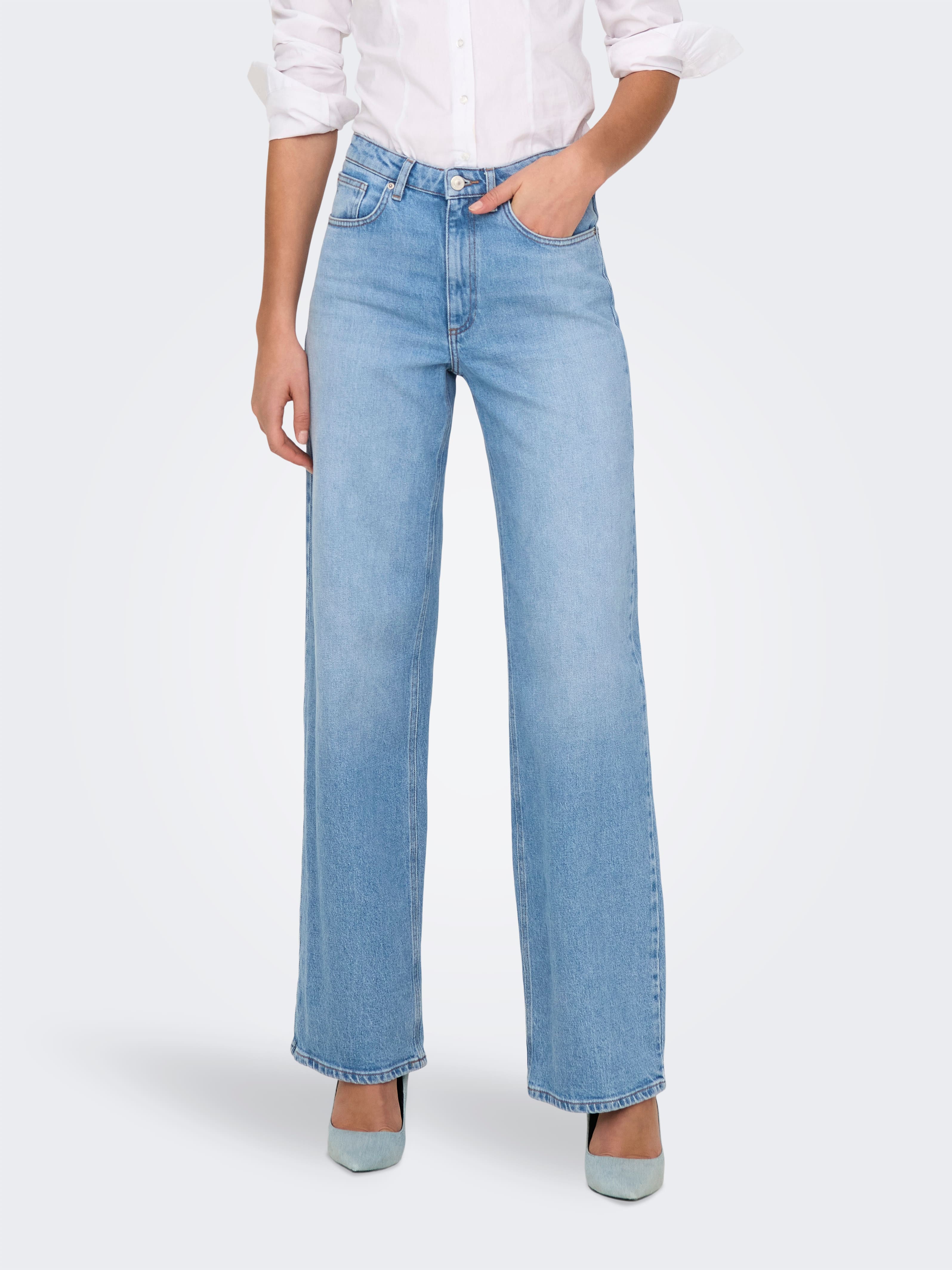 Juicy High Wide Leg Jean In Light Blue Denim