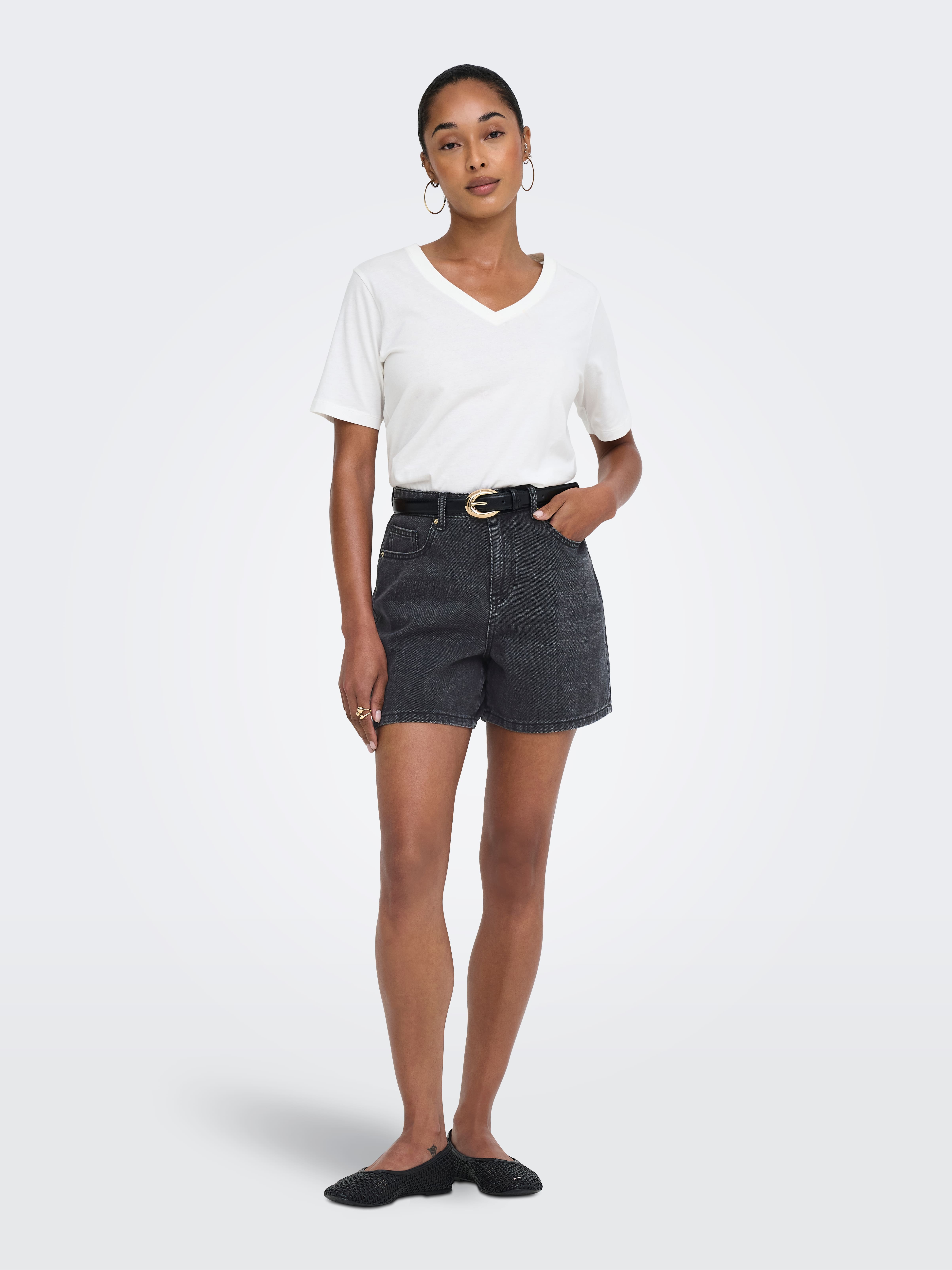 Phine Denim Shorts In Black