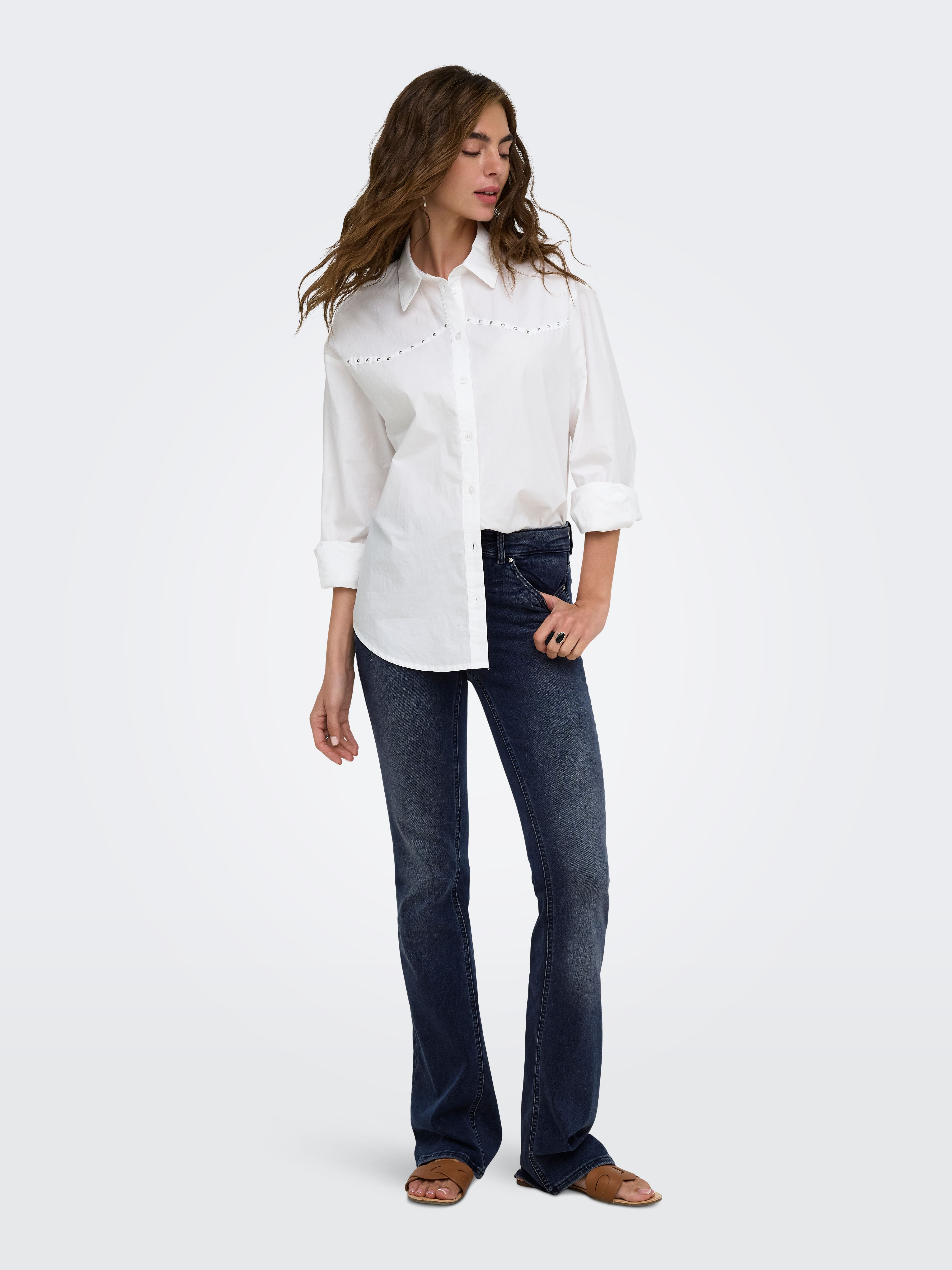 Blush Mid Flare Jean In Blue Black Denim
