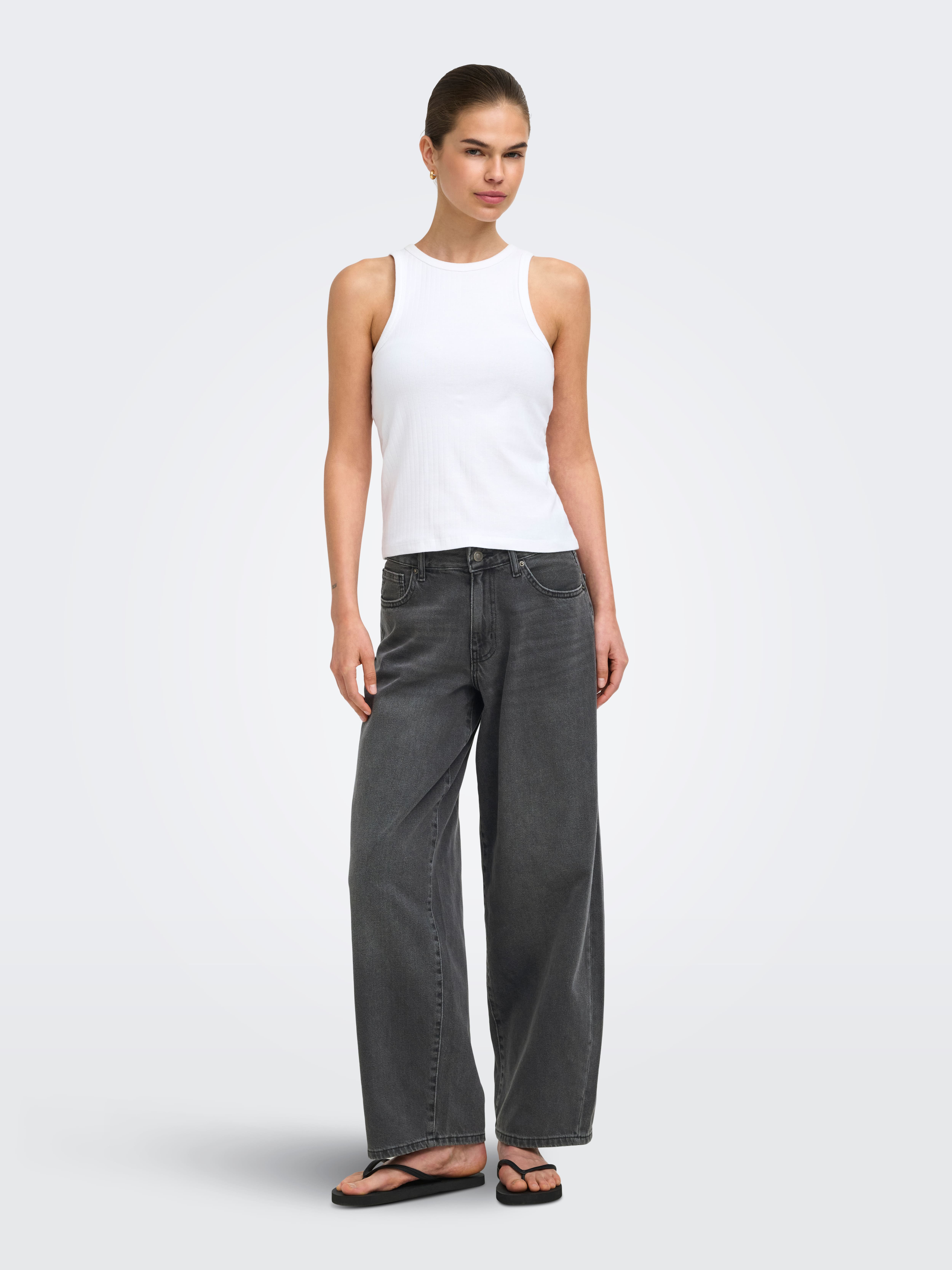 Georgia Mid Waist Baggy Jean In Black Denim