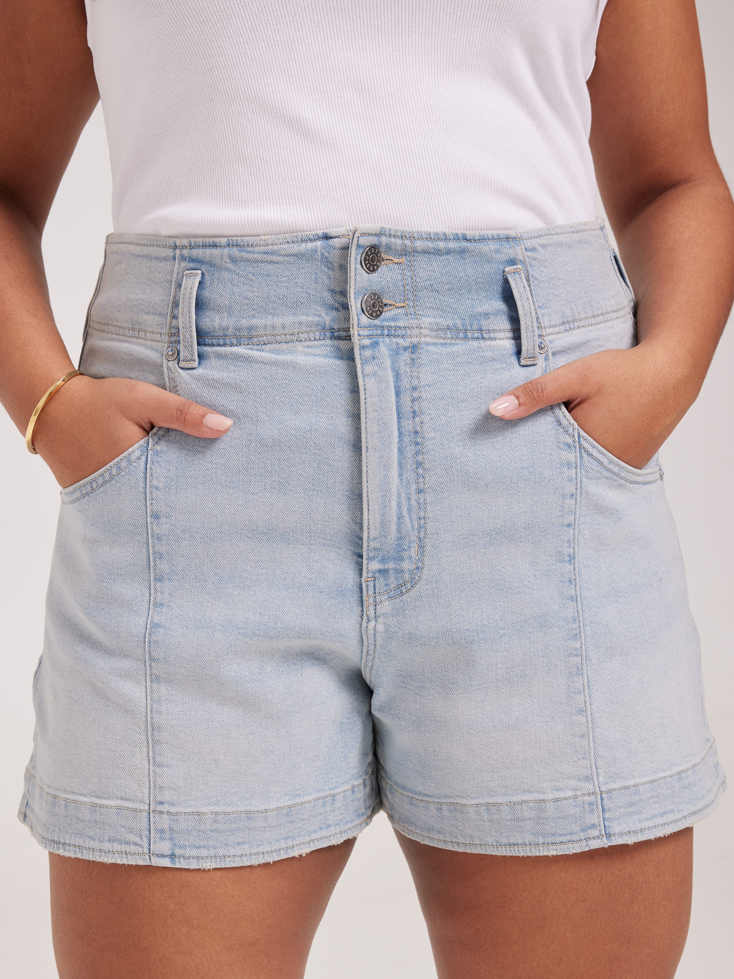 Curve Originals Seam Front Short
