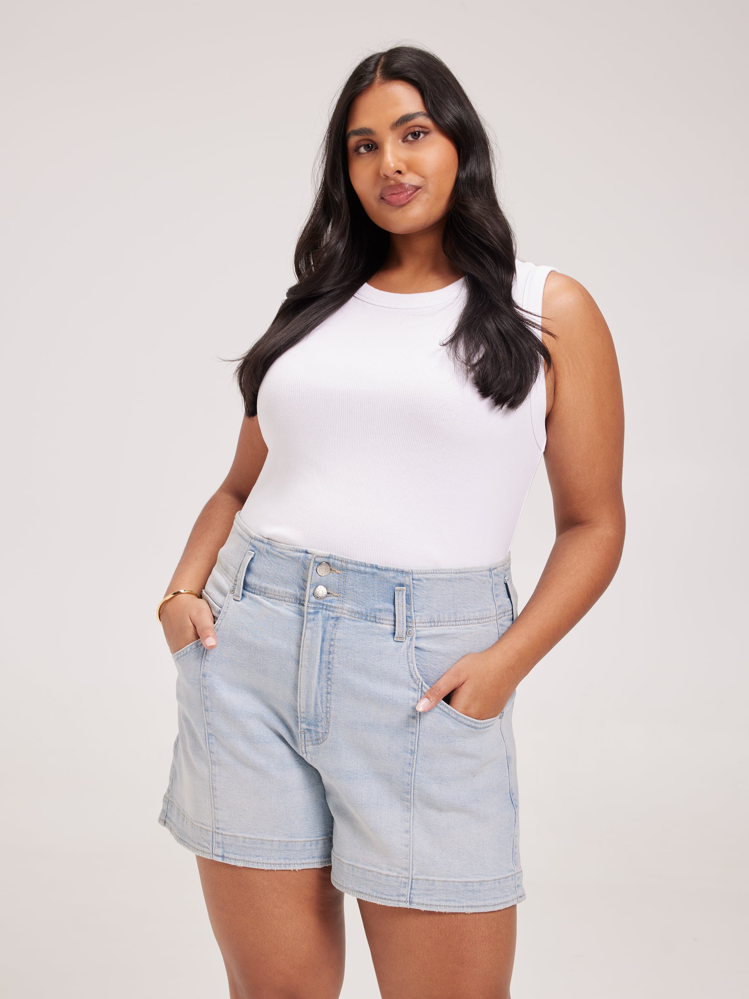 Curve Originals Seam Front Short