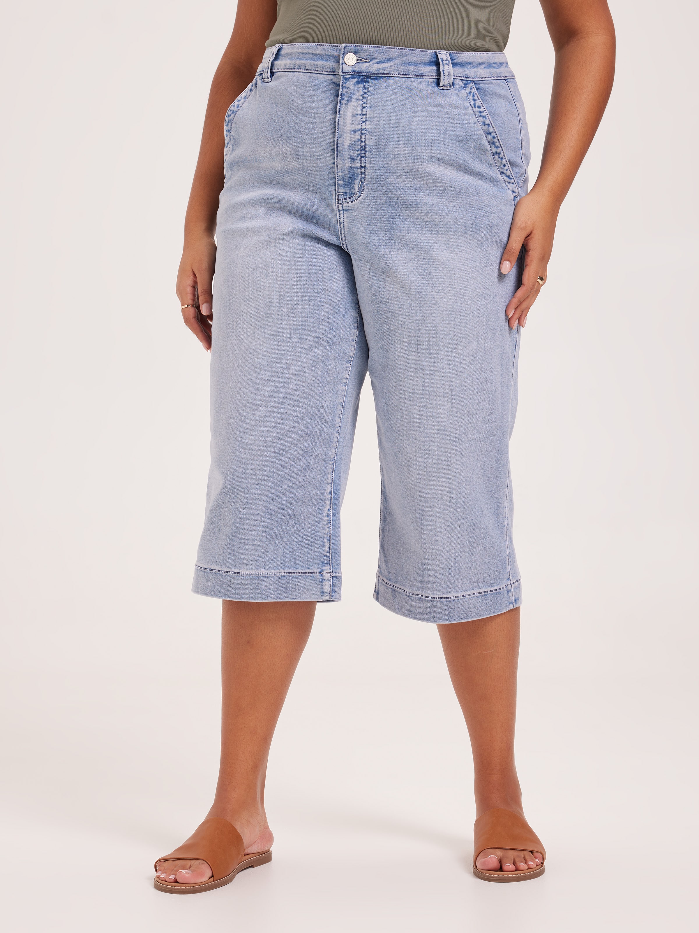 Curve Amaze High Rise Wide Capri