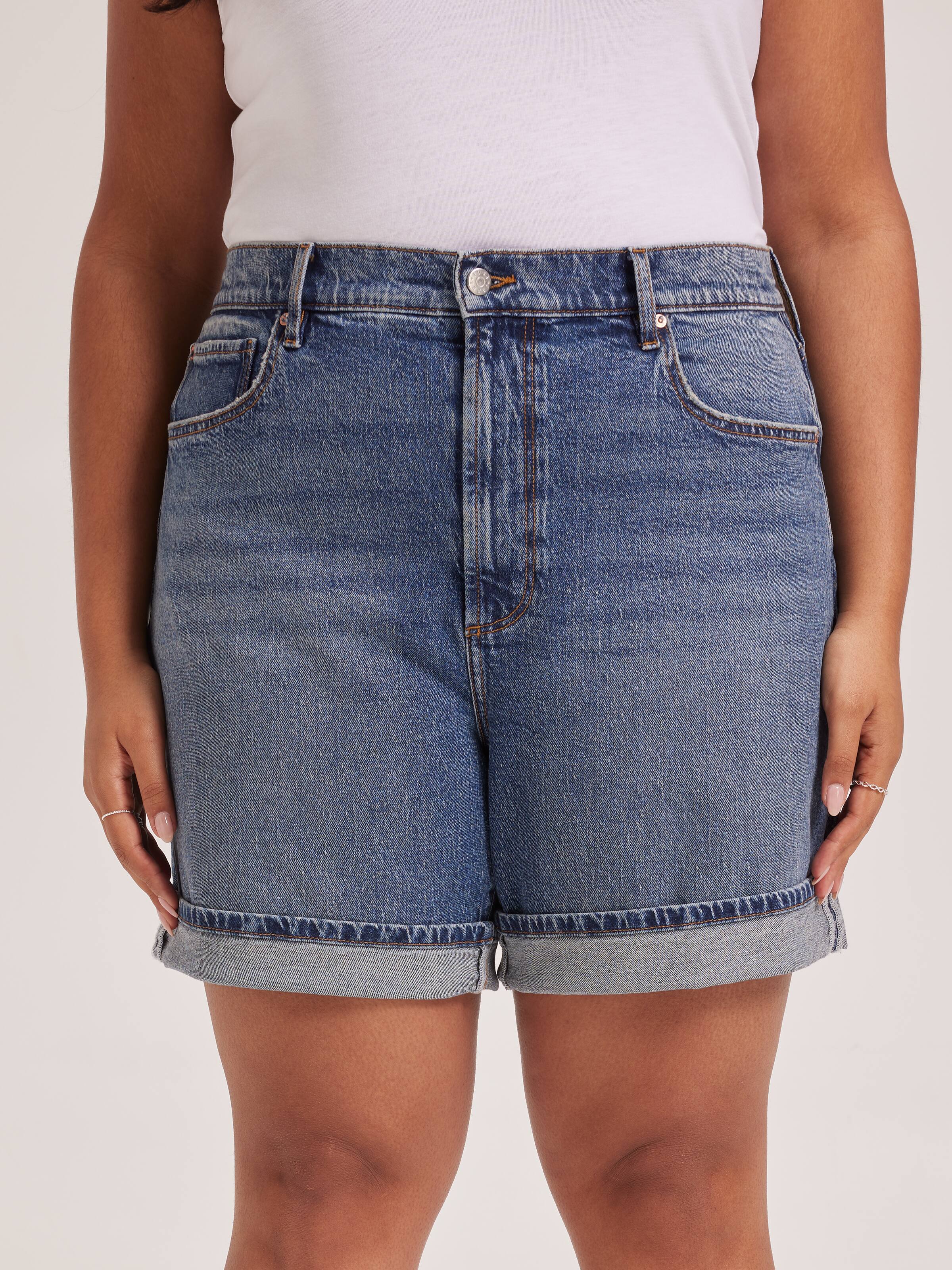 Curve Originals Loose Cuff Short