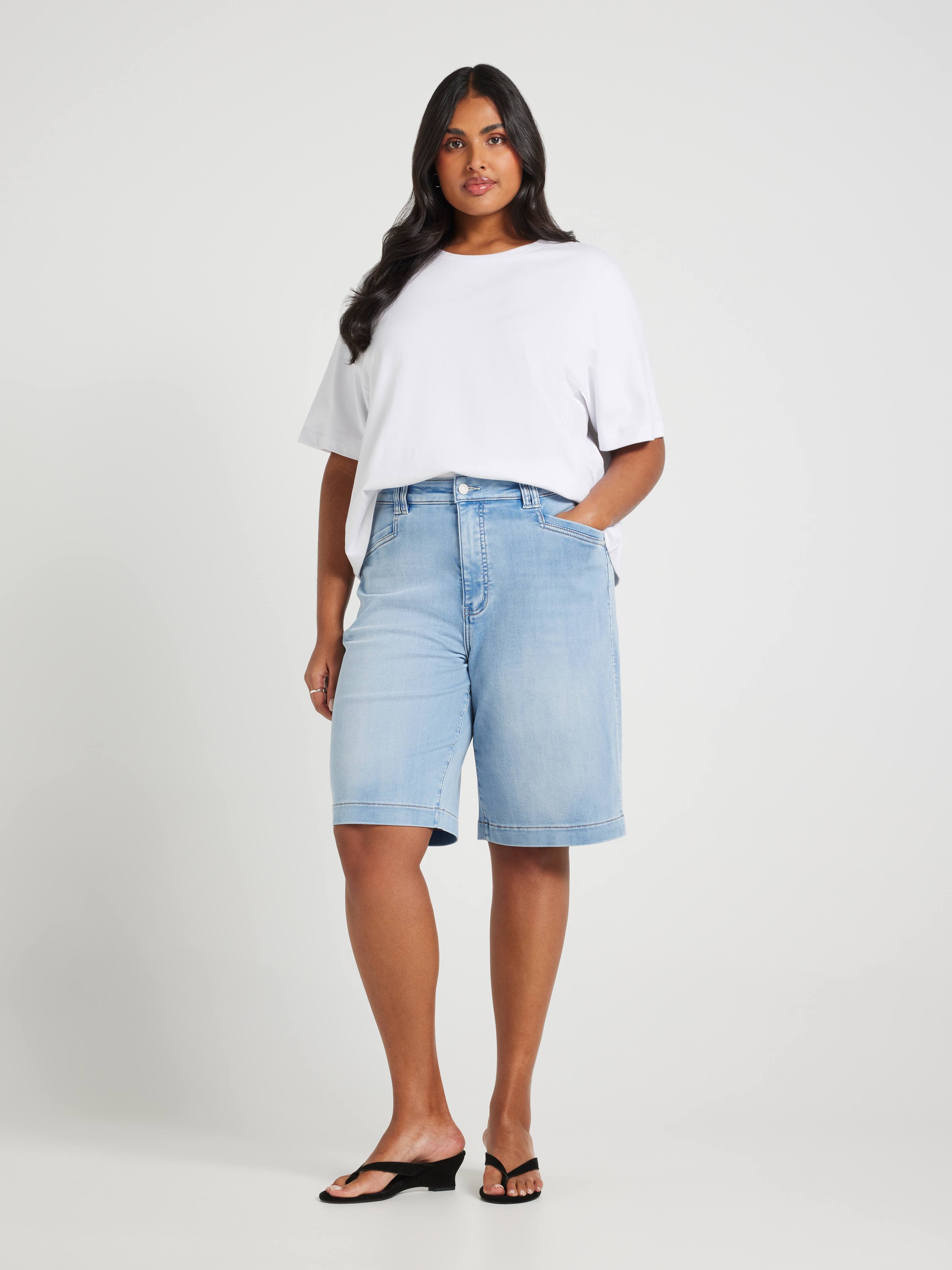 Curve Amaze Long Bermuda Short