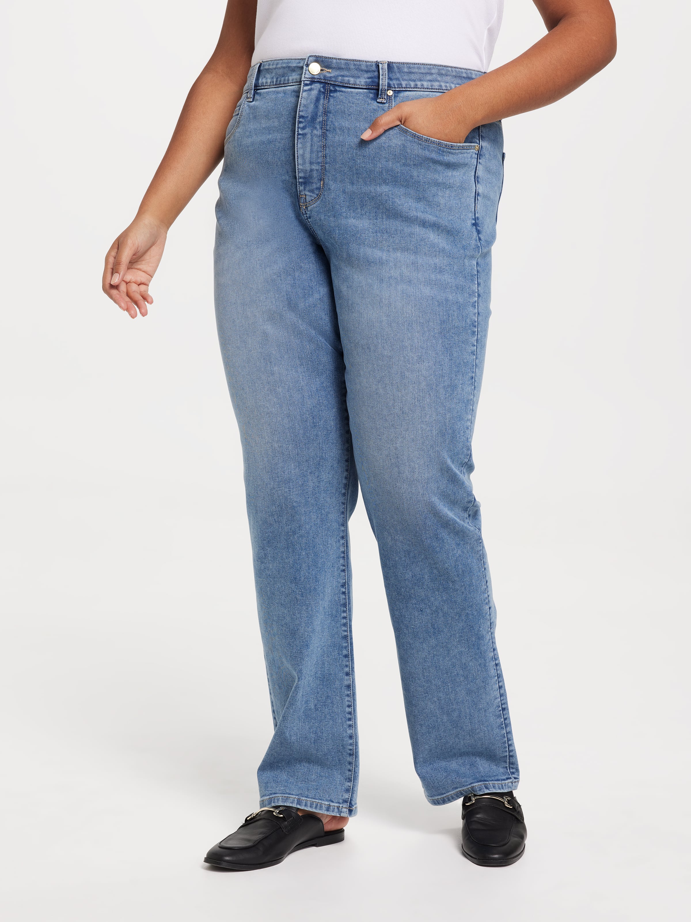 Curve Reformed High Rise Straight Jean